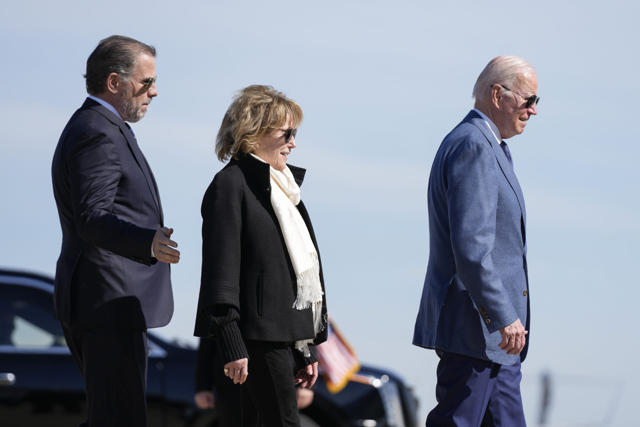 Joe bryr seg ikke om avsløringer. Hunter og Valerie var med på Air Force One&nbsp;<span>(+)</span>