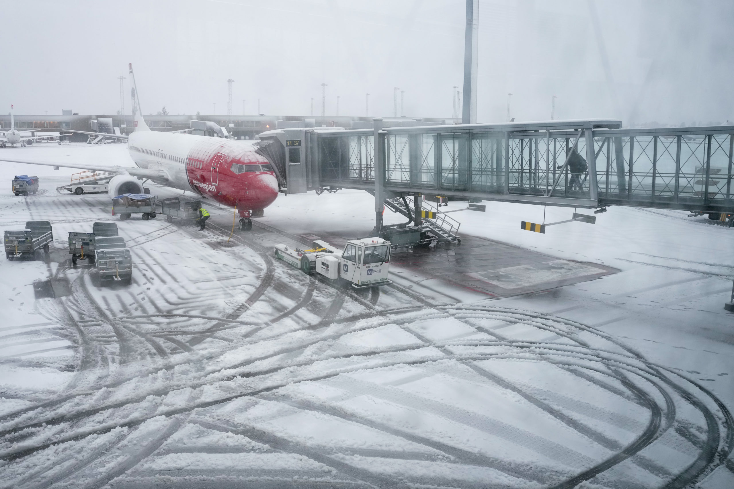 Beruset mann pågrepet på Oslo lufthavn – kom med rasistiske utsagn&nbsp;<span>(+)</span>