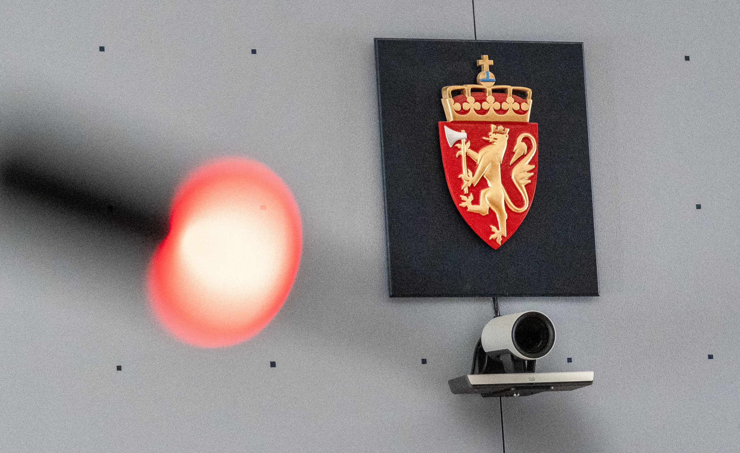 Far er dømt for æresvold, nå er to sønner siktet og tiltalt for terror&nbsp;<span>(+)</span>