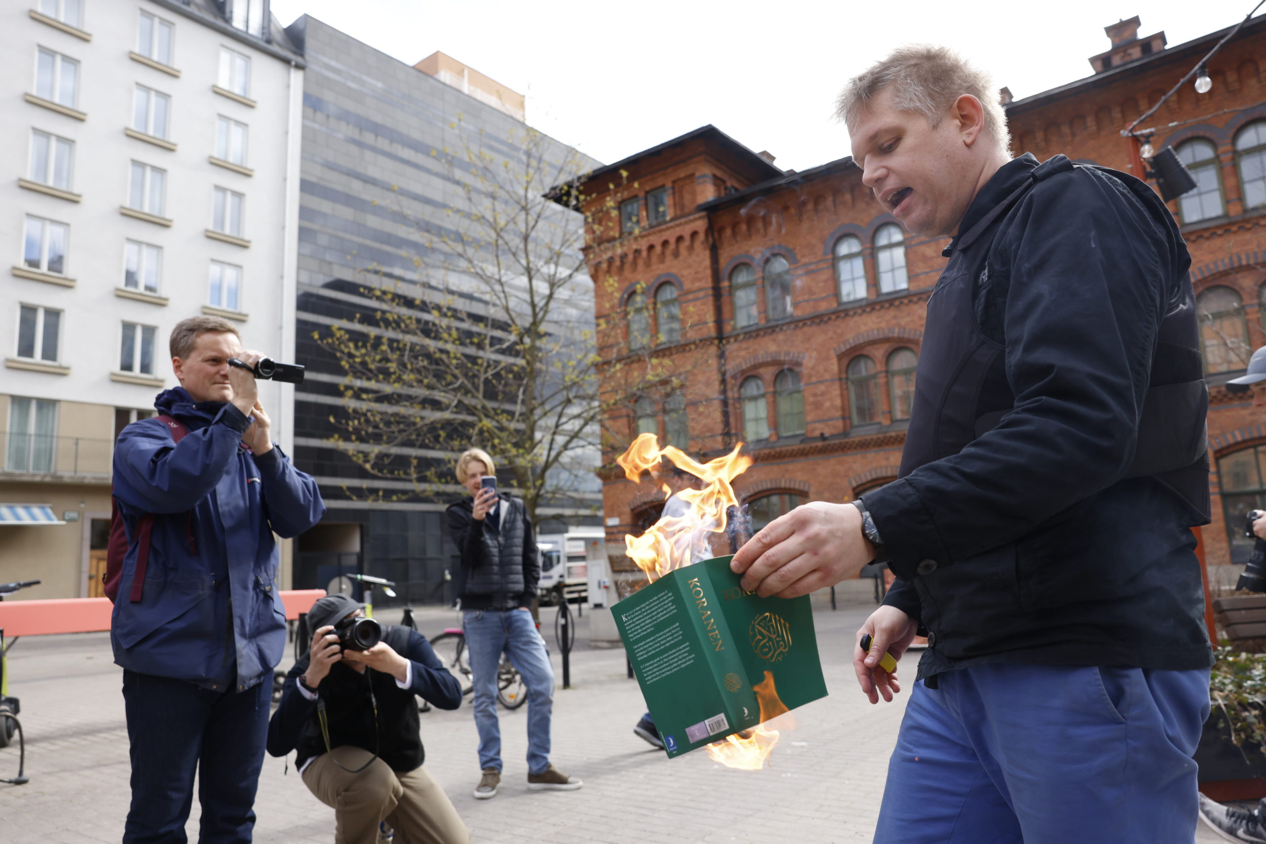 Sveriges forvaltnings&shy;domstol: – Feil å forby koran&shy;brenninger i Sverige&nbsp;<span>(+)</span>