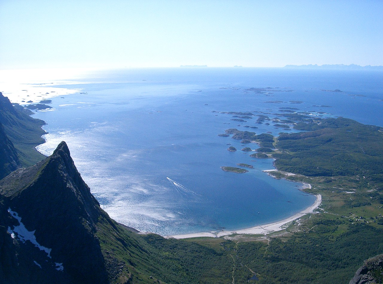 USS «Gerald R. Ford» til Vestfjorden for å øve med allierte&nbsp;<span>(+)</span>