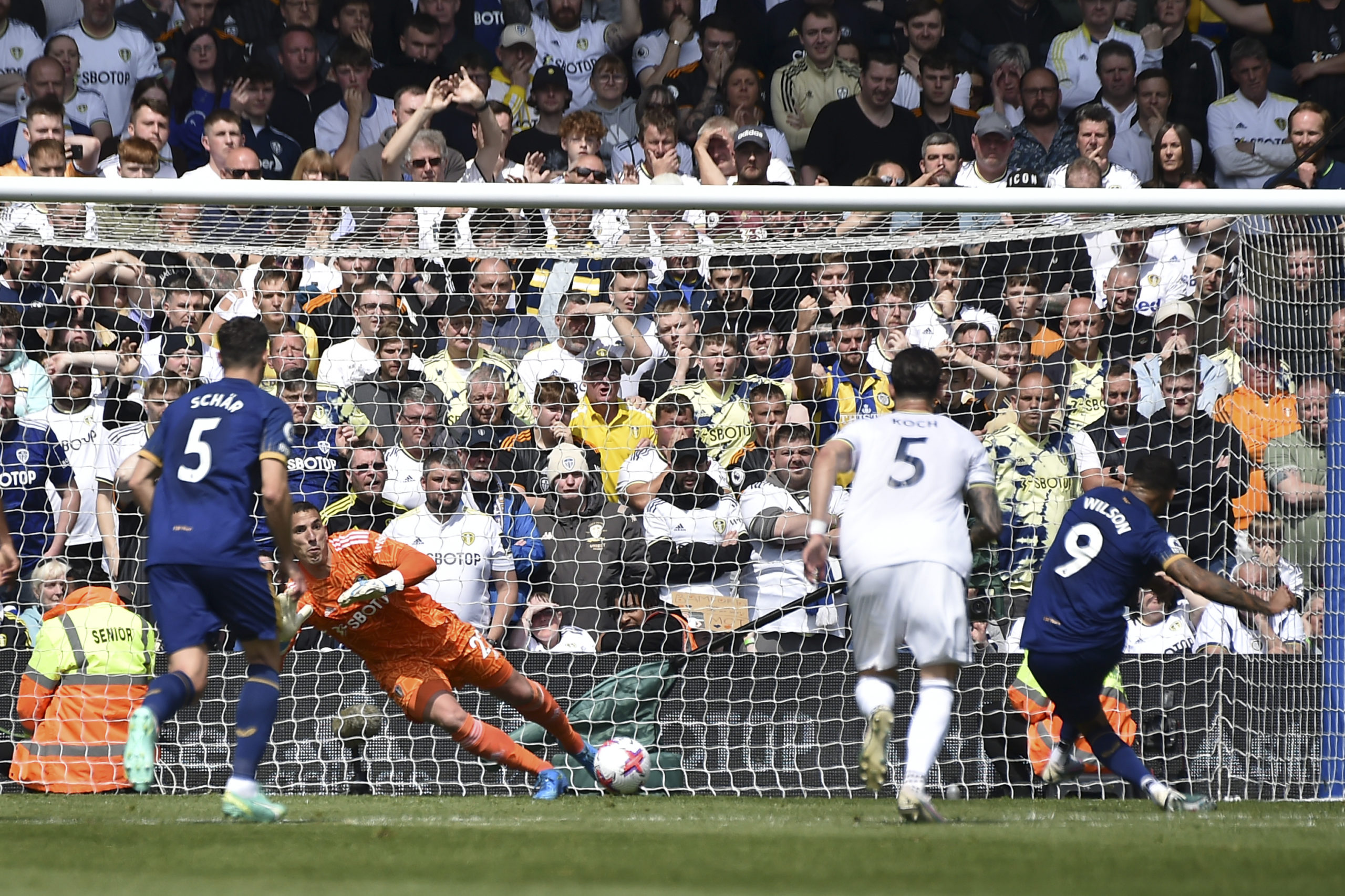 Dramatisk i topp og bunn mellom Leeds og Newcastle&nbsp;<span>(+)</span>