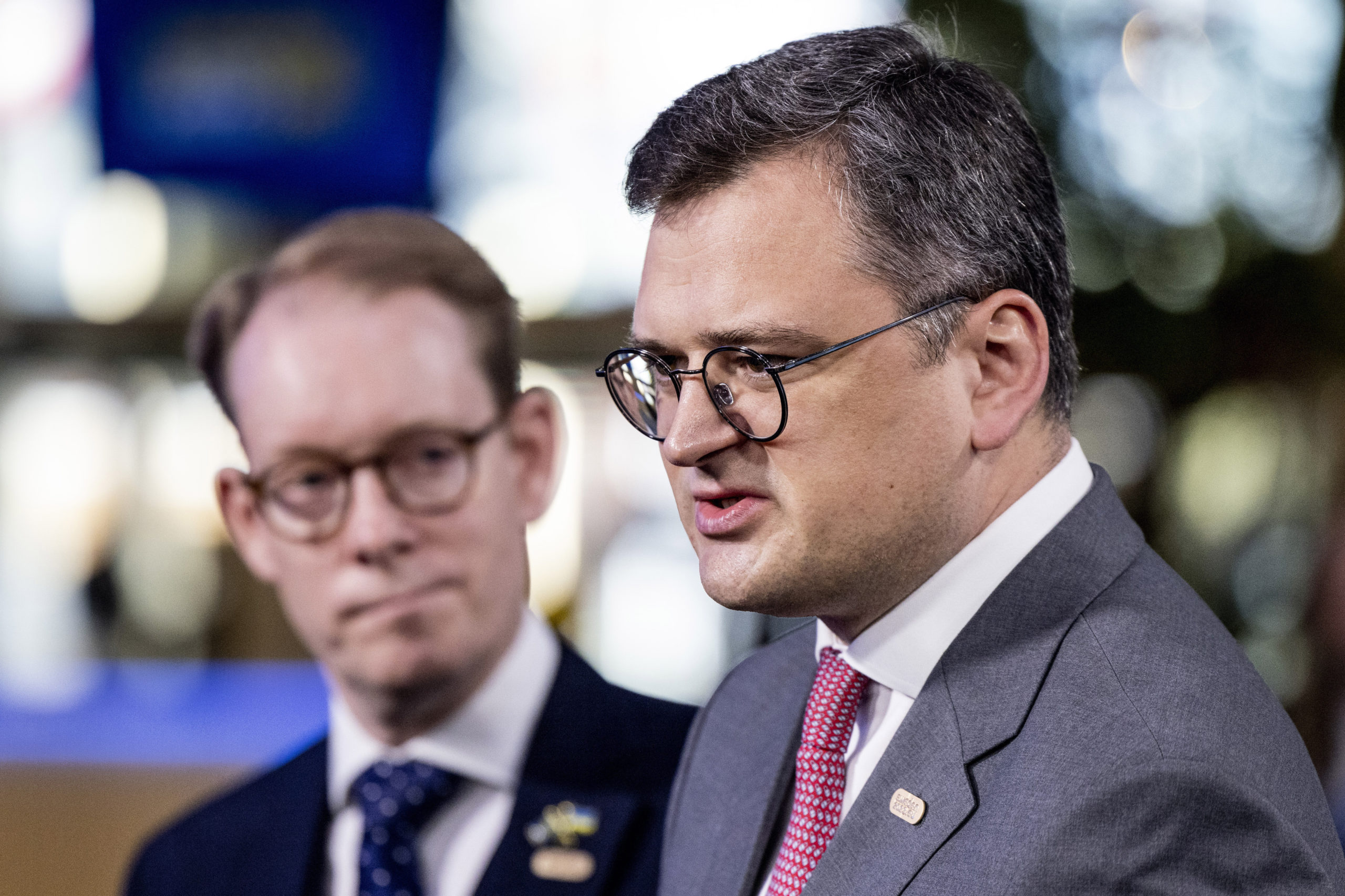 Kuleba i Sverige: – Ikke spør når offensiven kommer&nbsp;<span>(+)</span>