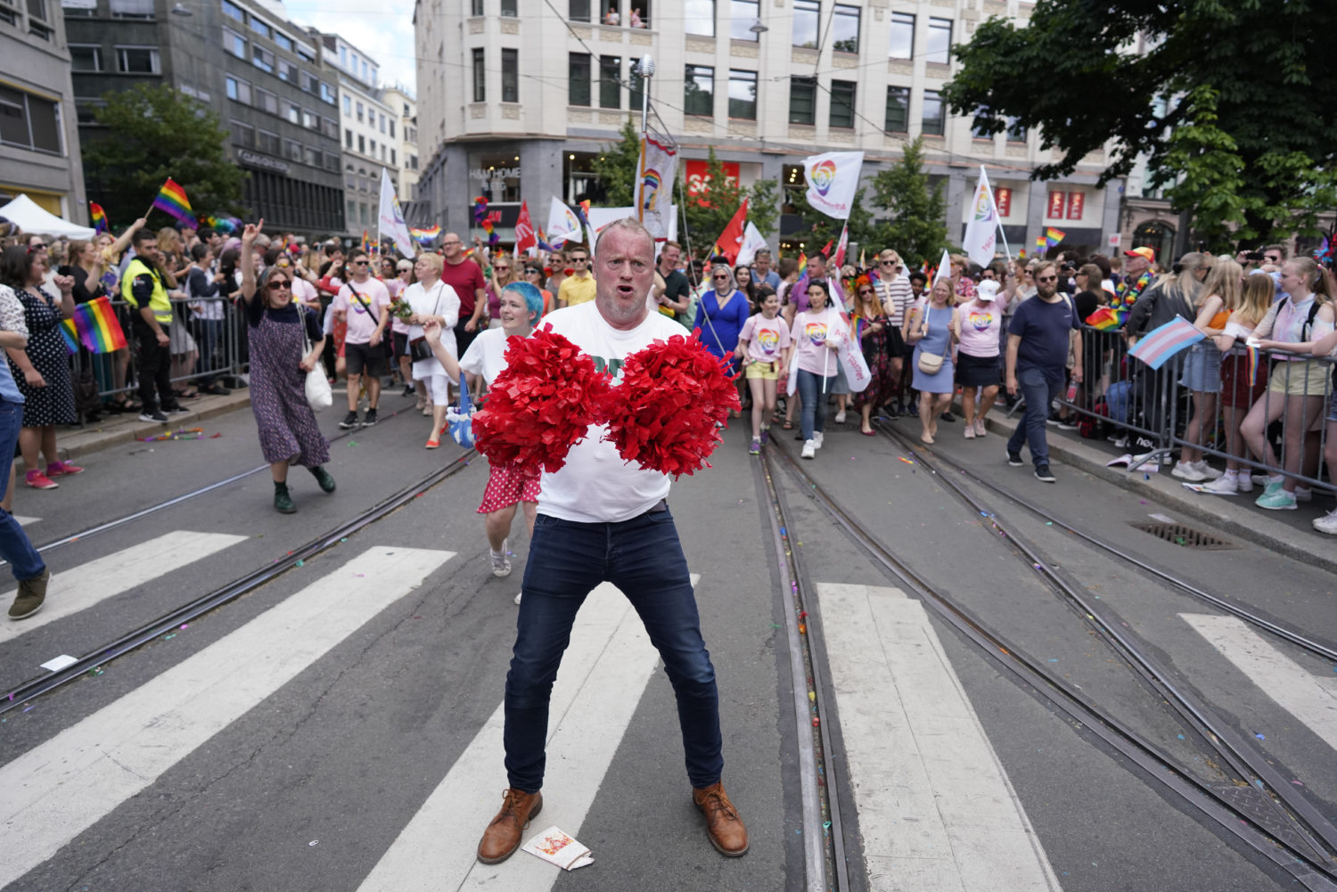 Snart klart for Oslo Pride: – Det gleder jeg meg til, sier byrådsleder Raymond Johansen&nbsp;<span>(+)</span>