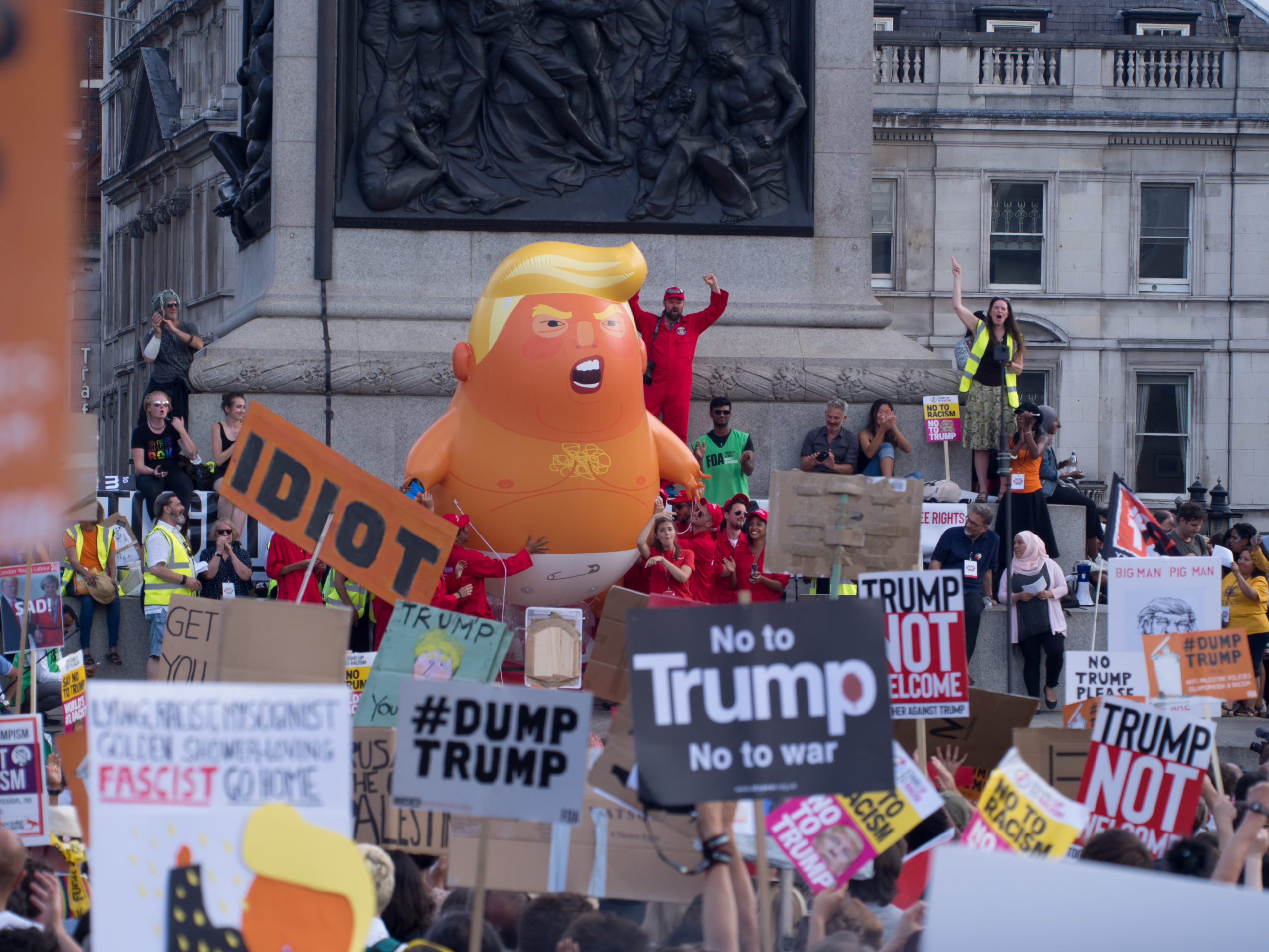 The Scotsman oppfordret leserne til å gi Trump kjølig mottakelse i Skottland&nbsp;<span>(+)</span>