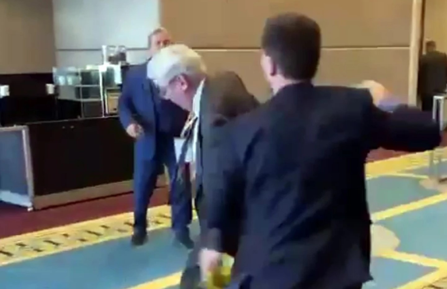 Ukrainske og russiske diplomater fløy i tottene på hverandre&nbsp;<span>(+)</span>