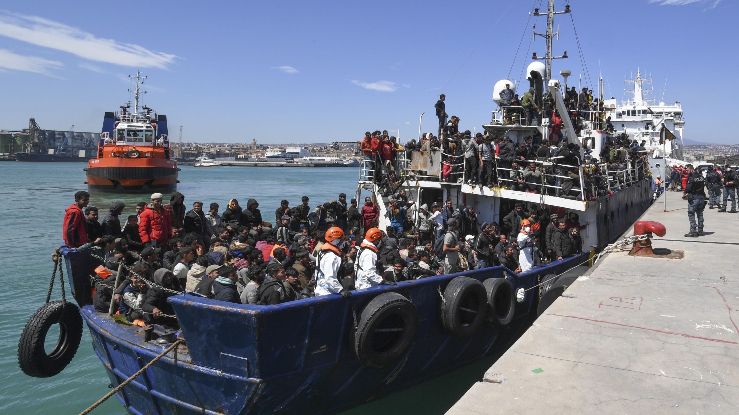 EU vil kreve 22.000 euro for hver migrant medlems­landene avviser&nbsp;<span>(+)</span>