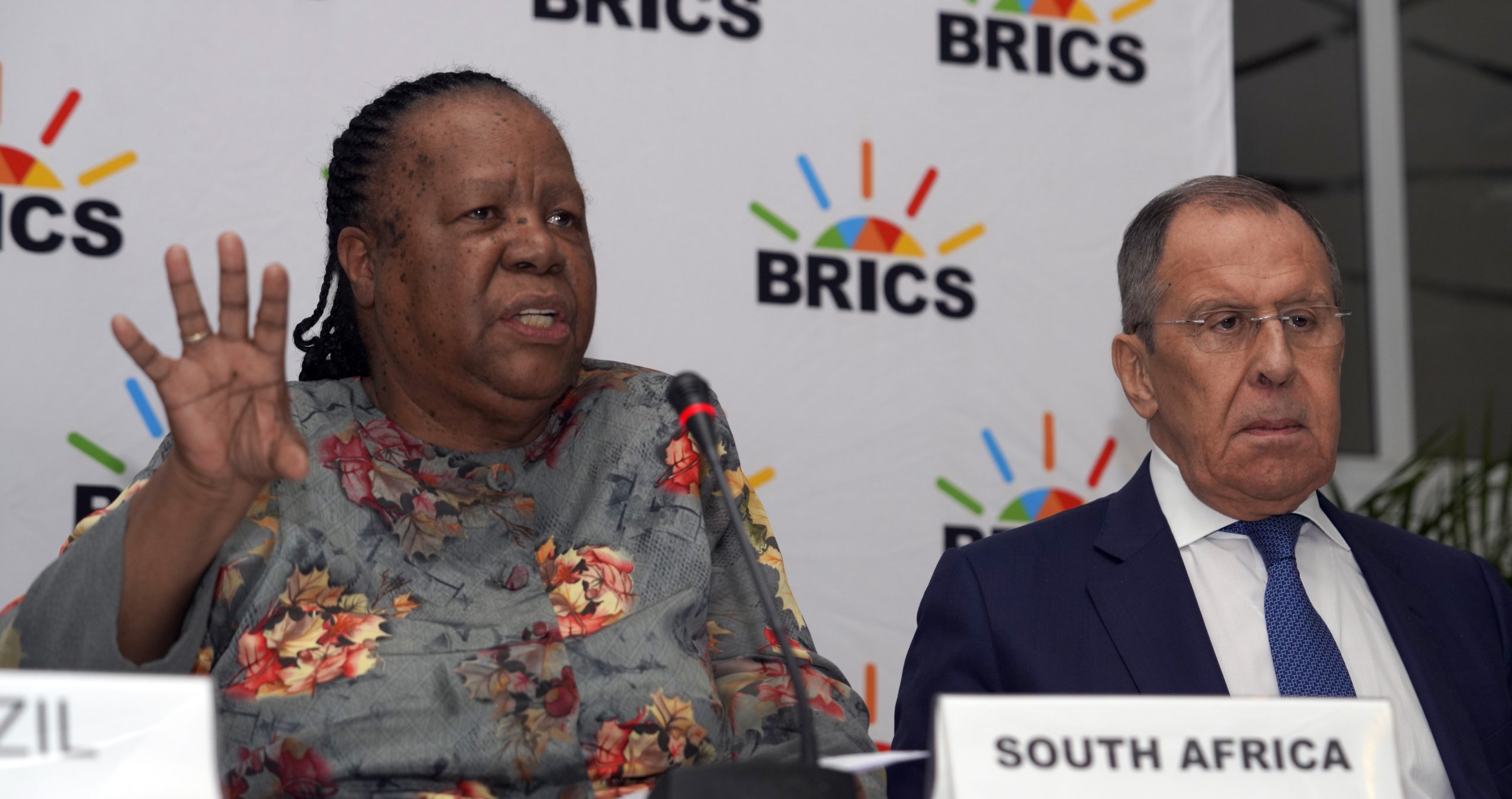 BRICS-landene overveier å lage fellesvaluta&nbsp;<span>(+)</span>