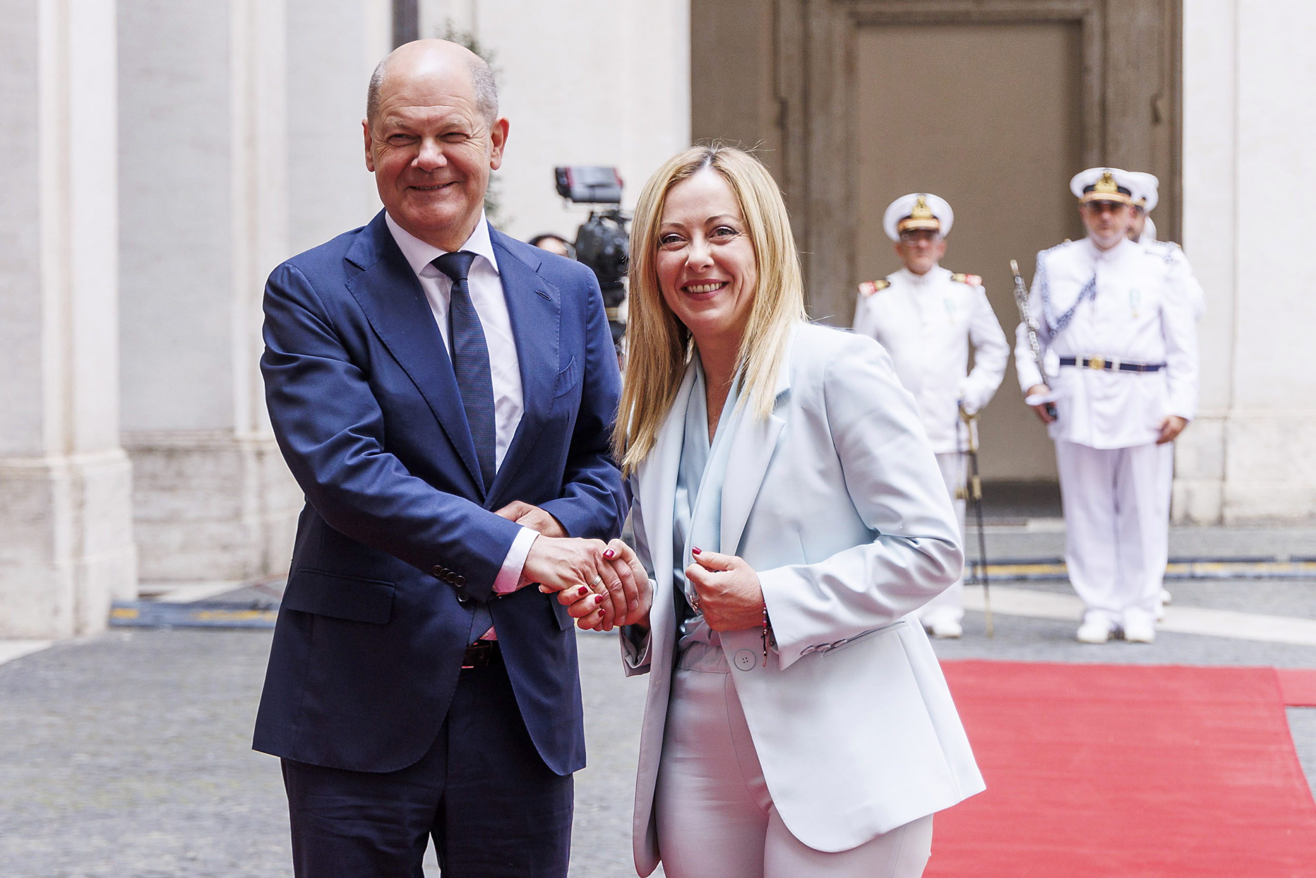 Scholz: Flyktning- og migrasjonskrisen kan bare løses i fellesskap&nbsp;<span>(+)</span>