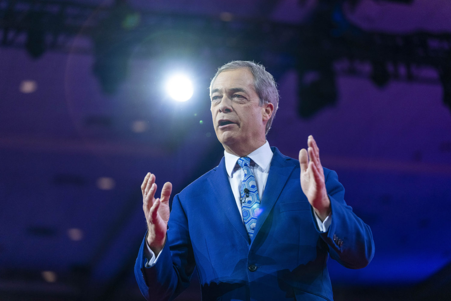 Nigel Farage: – Å innlemme Ukraina i Nato nå vil føre til tredje verdenskrig&nbsp;<span>(+)</span>