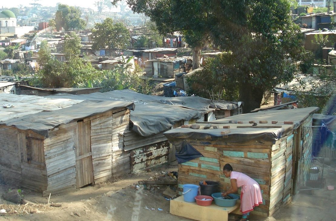Sør-Afrika lider under korrupsjon, strømmangel og vannmangel, folk blir syke av skittent vann&nbsp;<span>(+)</span>