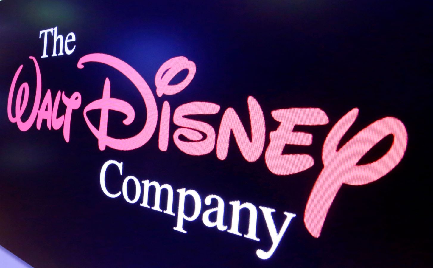 Flopp for politisk korrekte Disney: Få vil se film med «ikke-binær» person&nbsp;<span>(+)</span>