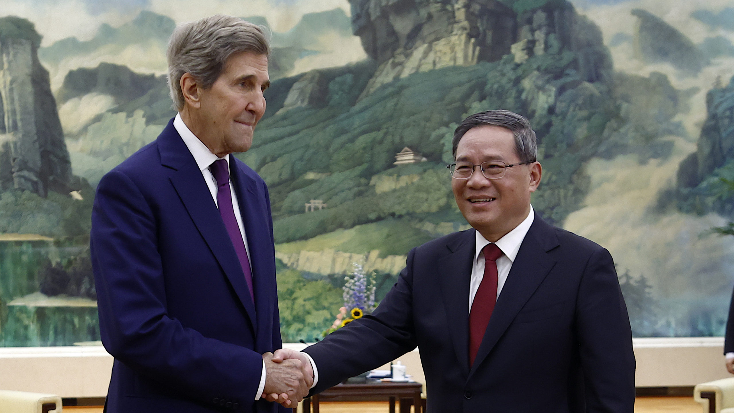 Kinas stats­minister avbrøt John Kerry under klima­samtaler&nbsp;<span>(+)</span>