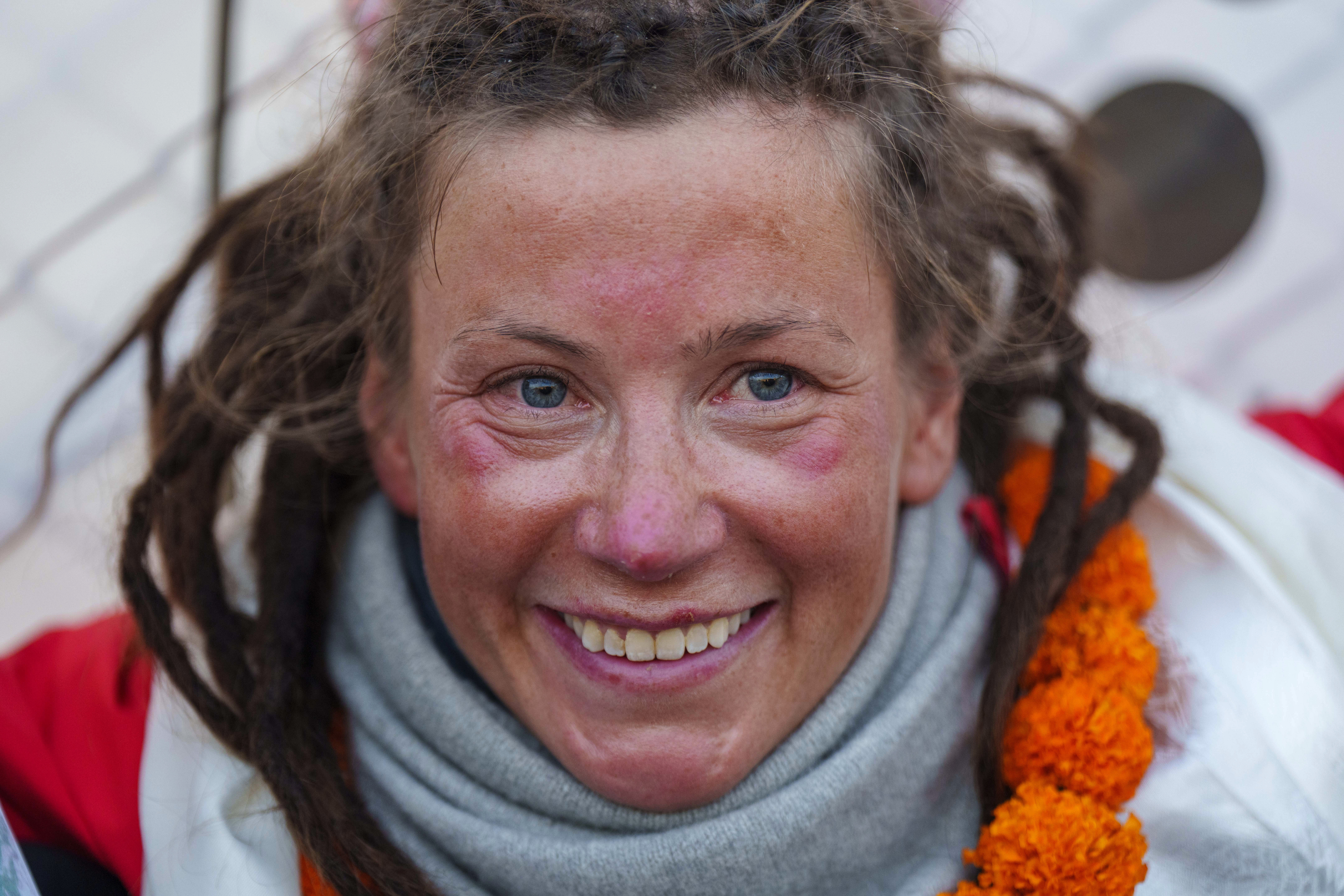 Kristin Harila har satt verdensrekord i å bestige de 14 høyeste fjellene i verden raskest&nbsp;<span>(+)</span>