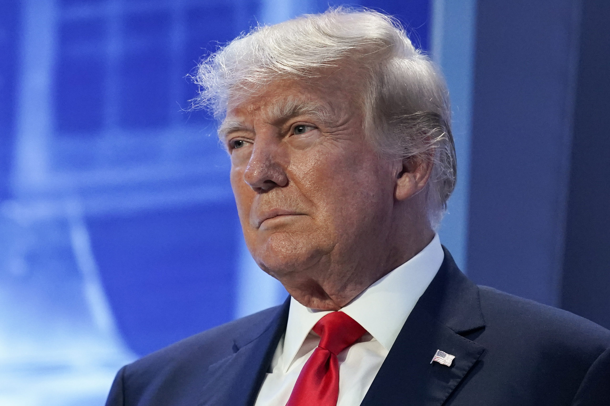 Trump krever at vaksine&shy;selskapene offentlig&shy;gjør sikkerhets&shy;data&nbsp;<span>(+)</span>
