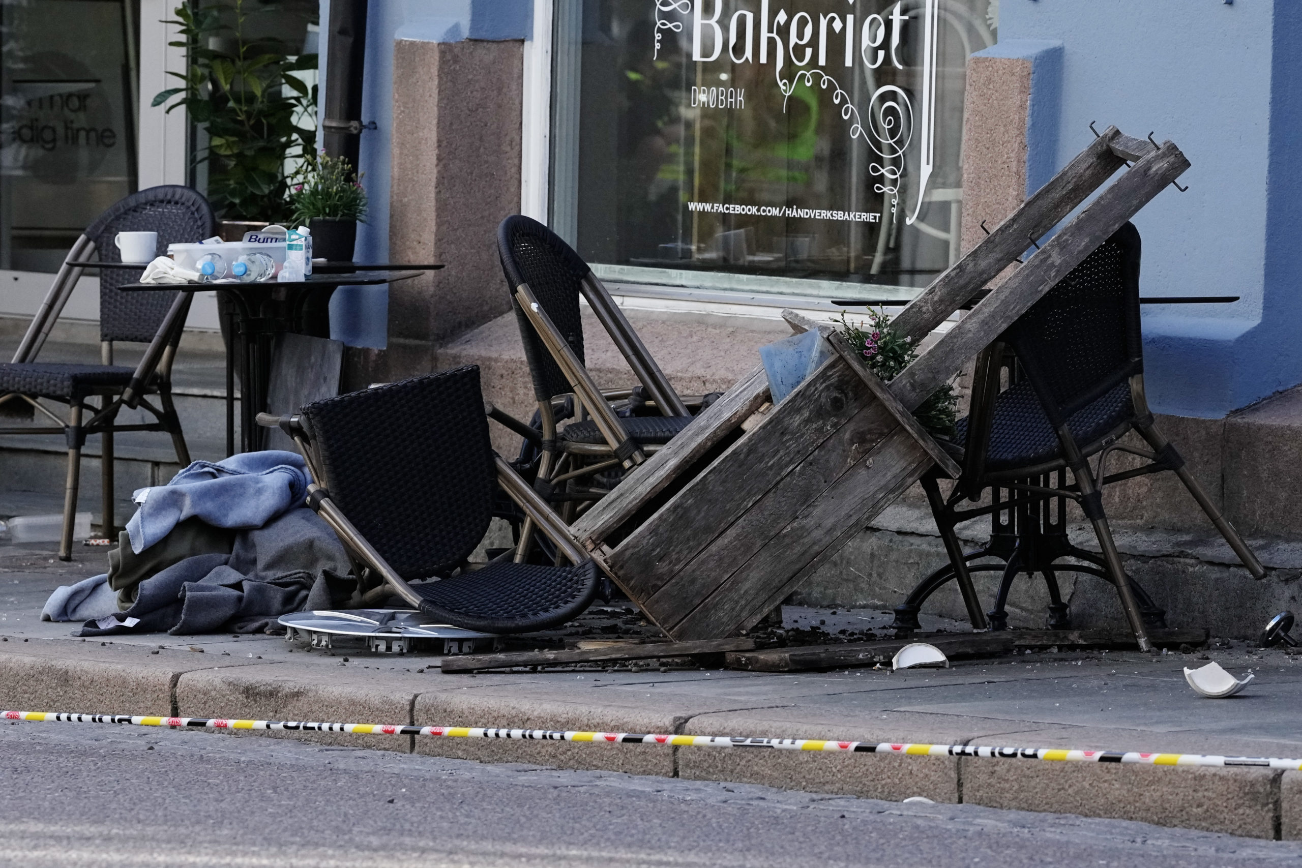 En kritisk skadd av bil i  Drøbak sentrum, åtte skadd&nbsp;<span>(+)</span>