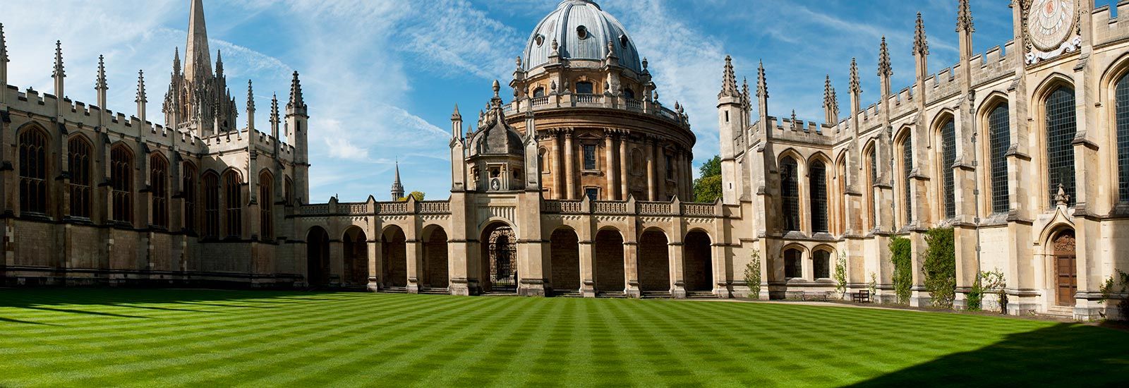 Britiske studenter dropper ut av universitetene, fikk for gode karakterer under covid&nbsp;<span>(+)</span>