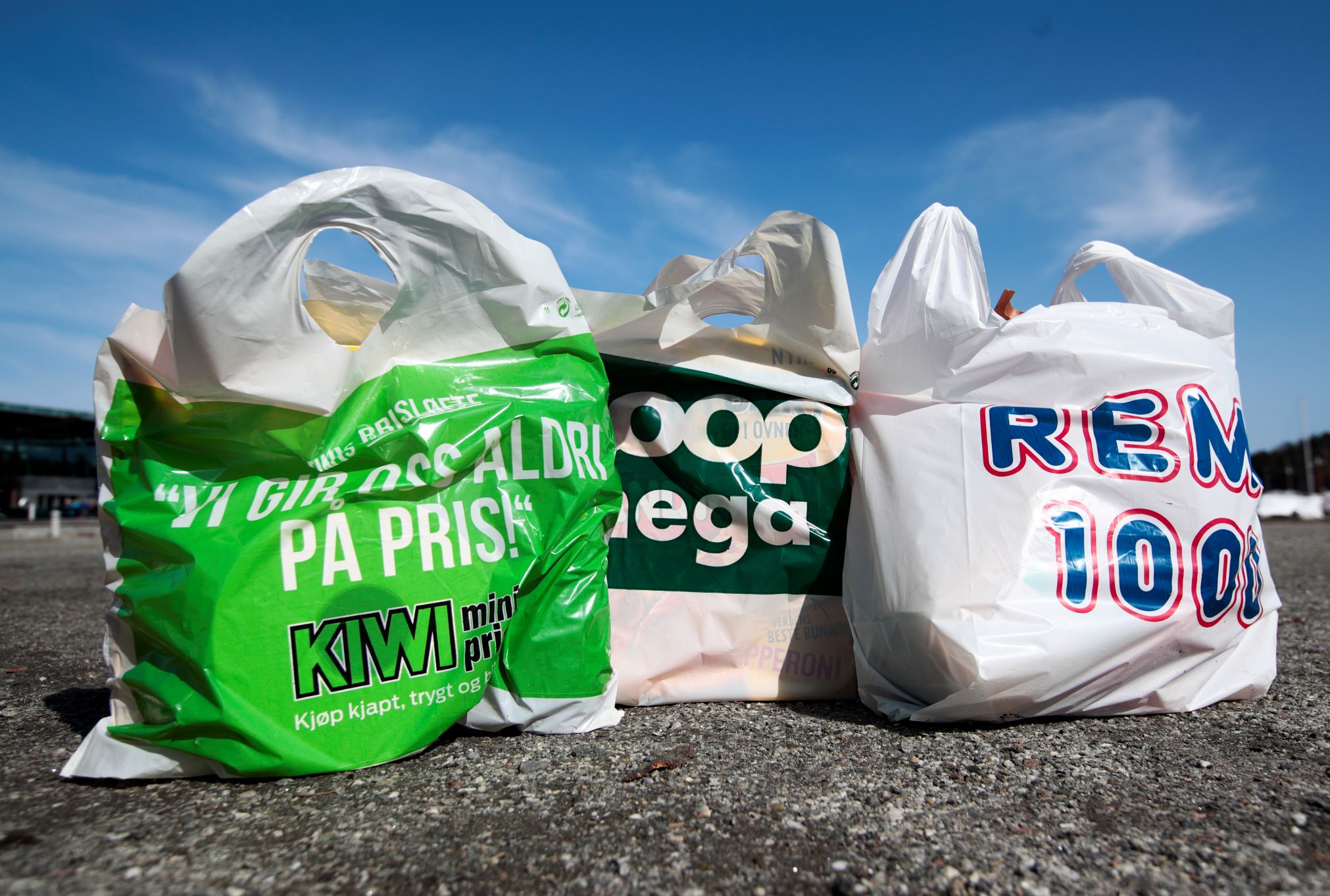 Forkledt som «miljøtiltak»: Ny pris på plast&shy;bæreposer kr 4,25&nbsp;<span>(+)</span>