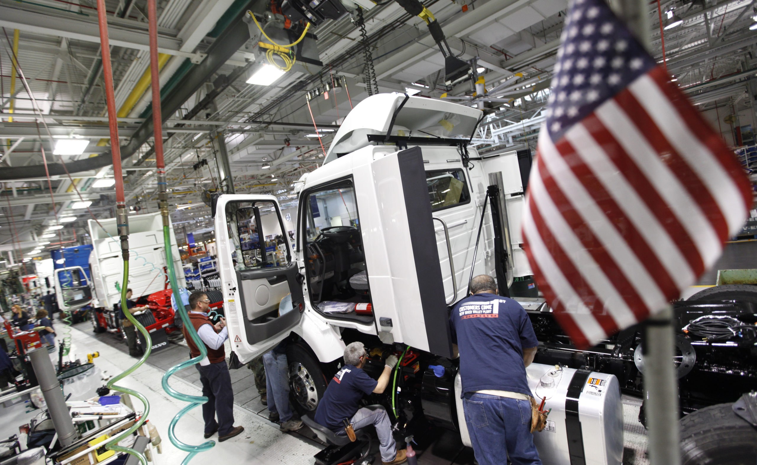 Volvo tilbakekaller elektriske trekkvogner i USA på grunn av brannfare&nbsp;<span>(+)</span>
