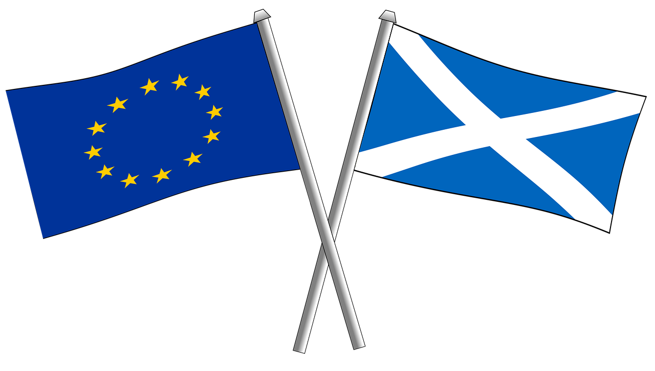 Humza Yousaf sier Brexit er en «katastrofe», vil melde Skottland inn igjen i EU&nbsp;<span>(+)</span>