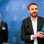 Media begynner å snakke om grønn korrupsjon – litt tafatt og altfor sent
