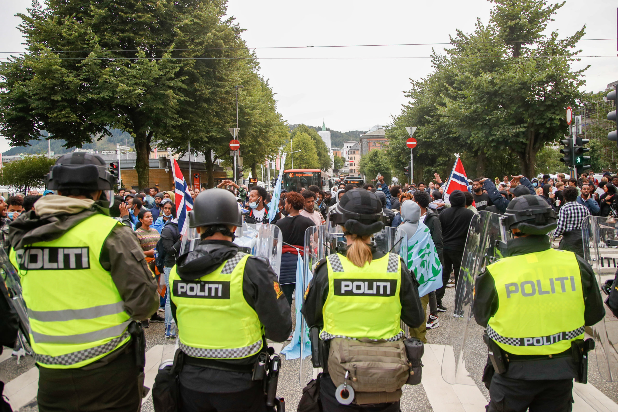 24 politifolk skadd i eritreiske opptøyer i Stuttgart&nbsp;<span>(+)</span>