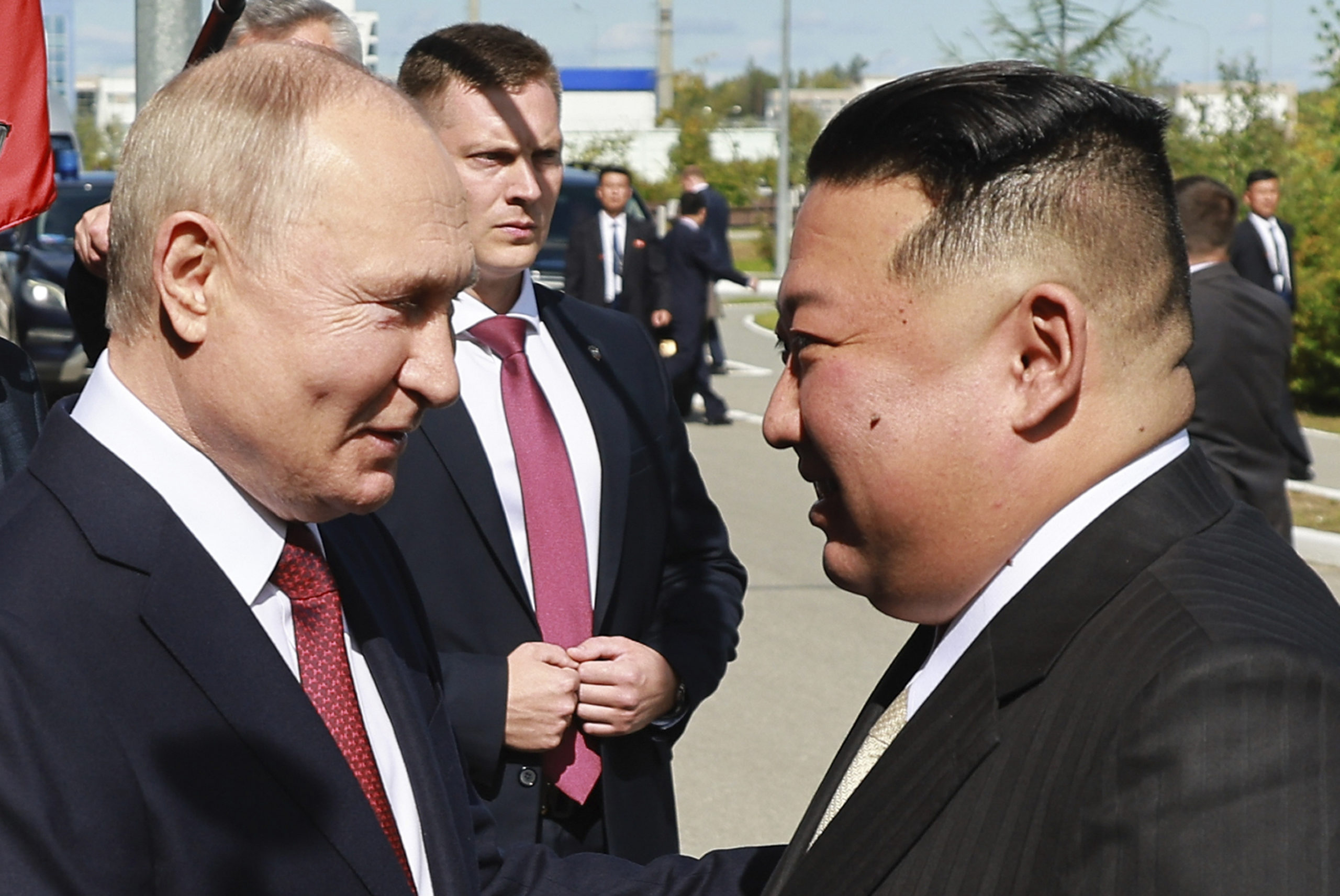 Kim sier han støtter Putins «hellige kamp» mot Vesten&nbsp;<span>(+)</span>