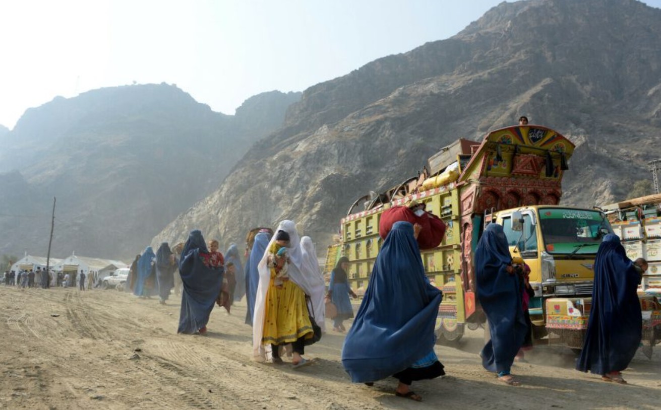 Frykt for terror og kriminalitet: Pakistan sender en million afghanere i retur&nbsp;<span>(+)</span>