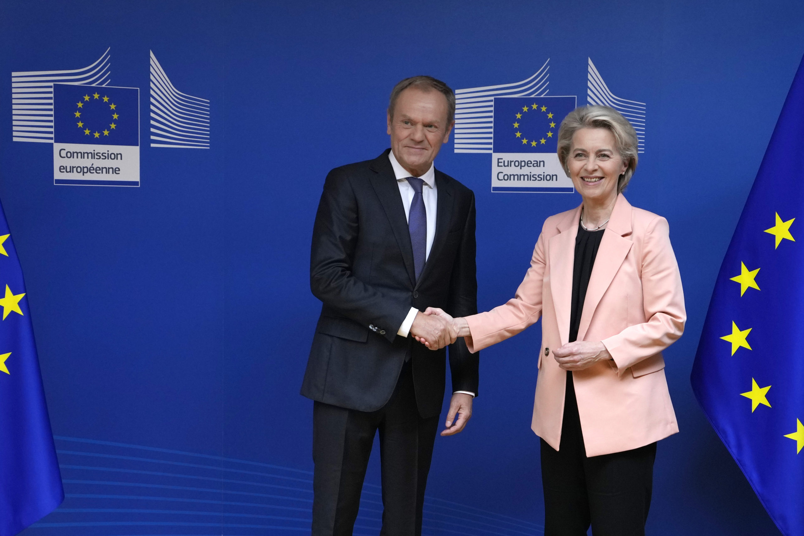 Tusk: Polen må gjøre alt for å få ut fryste EU-midler&nbsp;<span>(+)</span>