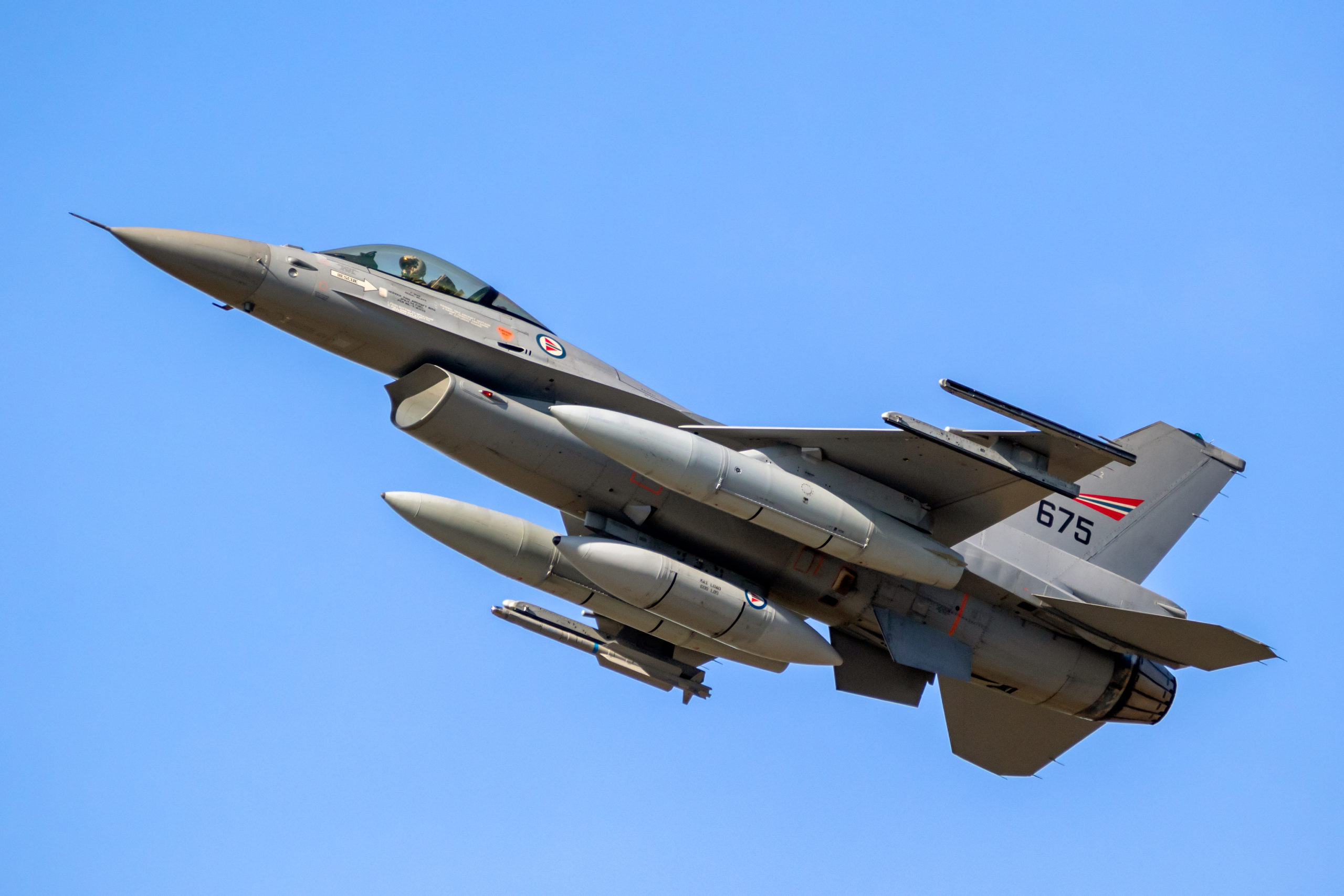 Da fredsnasjonen Norge bombet Libya sønder og sammen&nbsp;<span>(+)</span>
