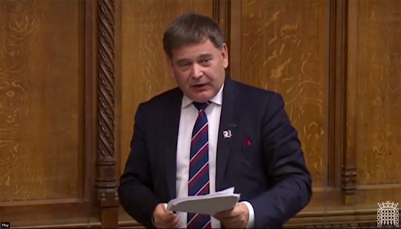 Storbritannia: Full evakuering av Under&shy;huset da Andrew Bridgen slapp elefanten løs&nbsp;<span>(+)</span>