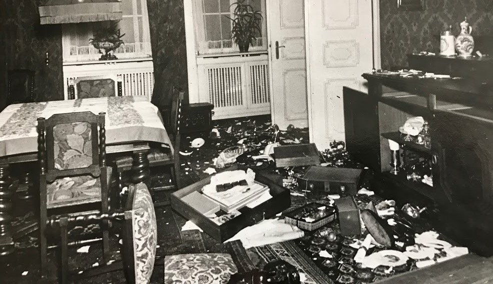 Vandalisert jødisk hjem i Nürnberg, 10. november 1938.&nbsp;<span>(+)</span>