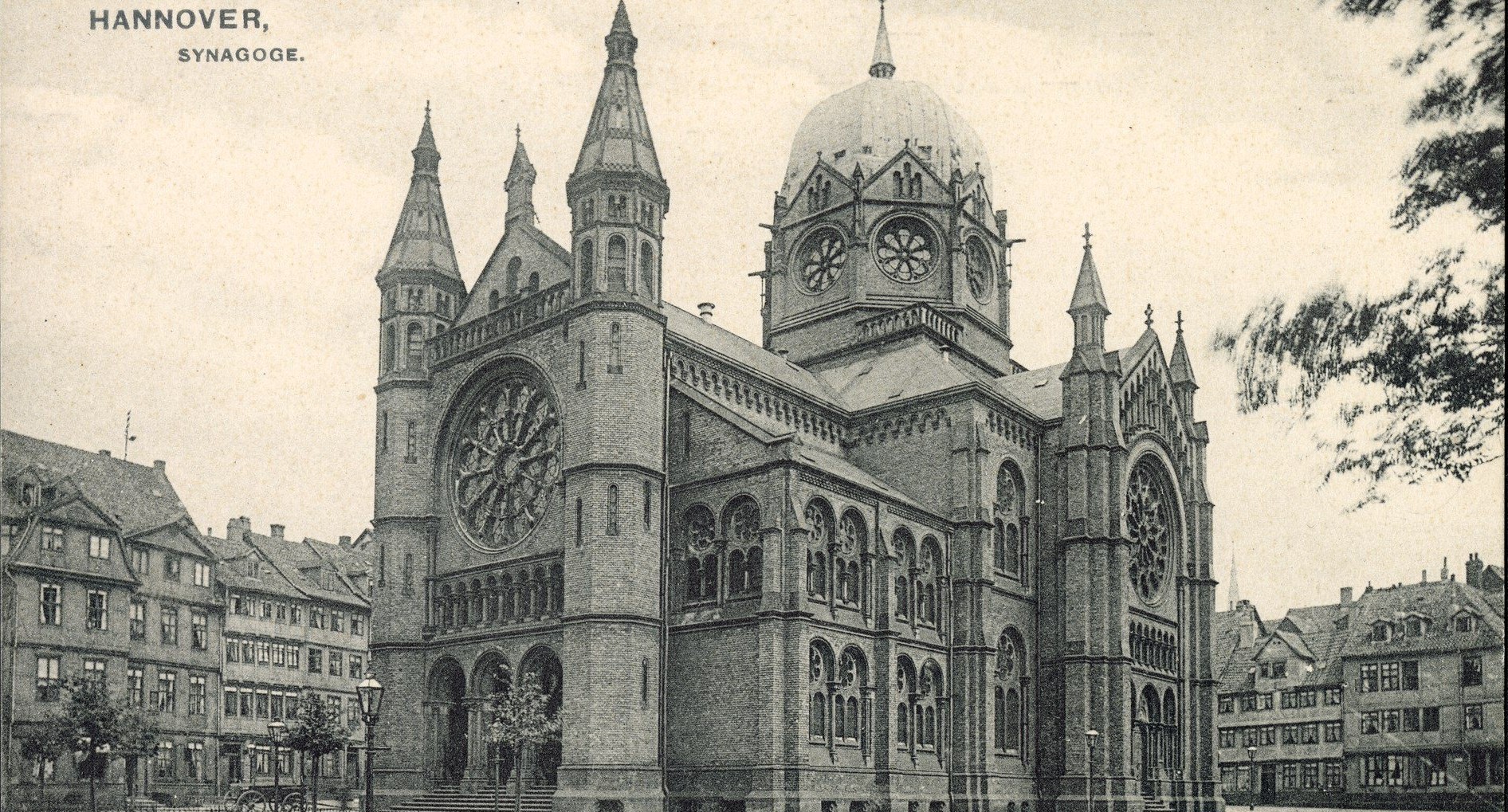 Kristallnacht, et 85-årsminne.&nbsp;<span>(+)</span>