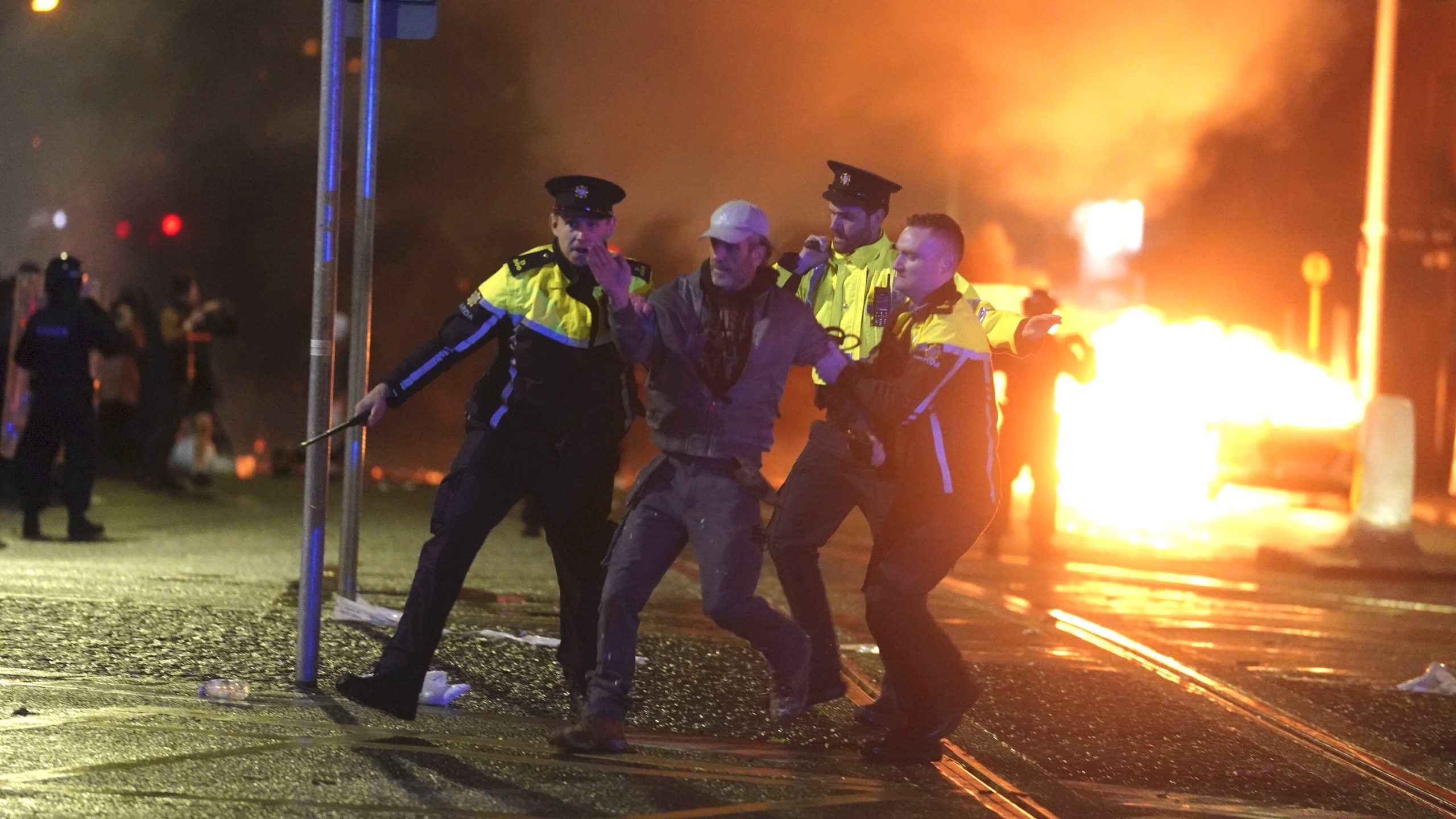 Du skal tåle så inderlig vel den vold som rammer deg selv&nbsp;<span>(+)</span>
