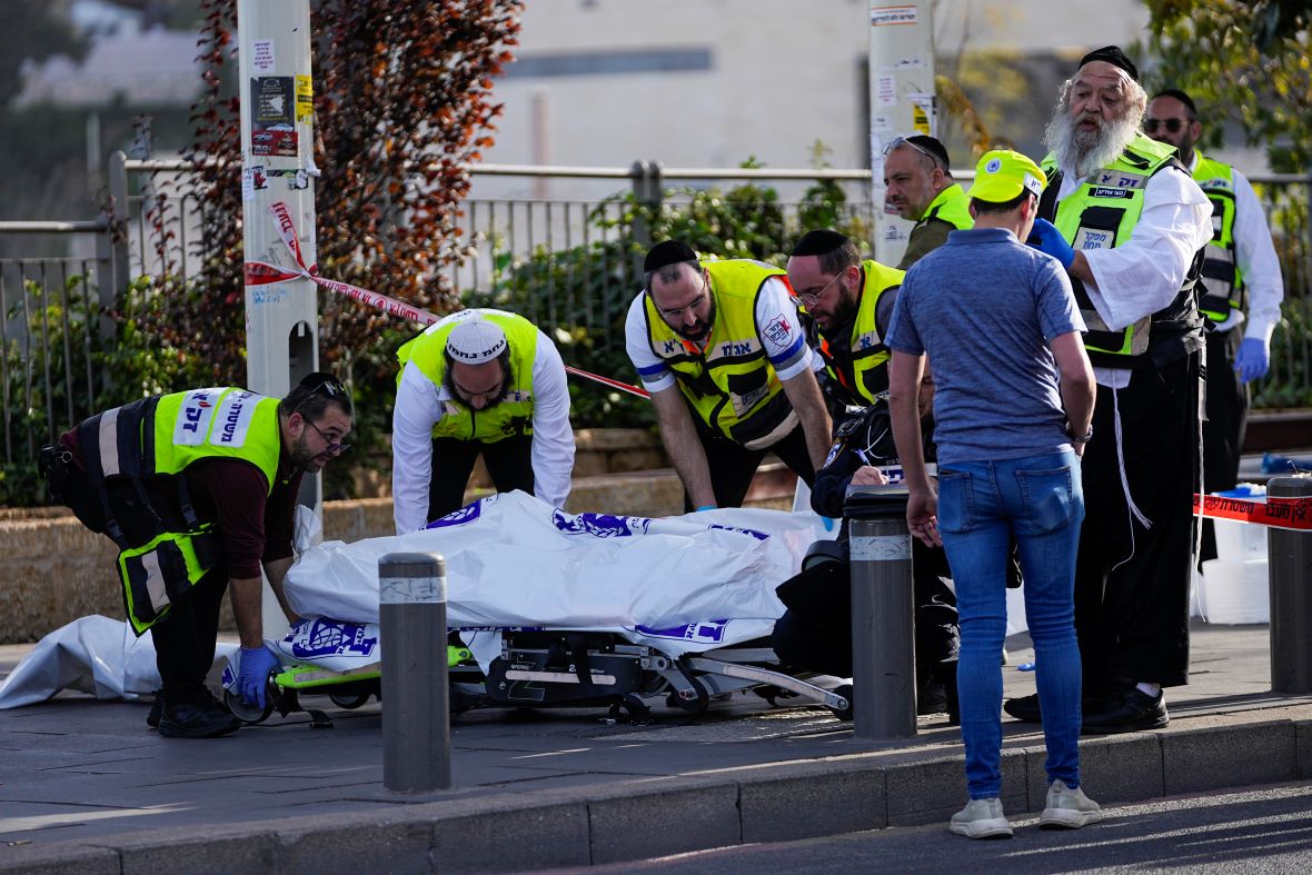Ny terror mot Israel: Tre drept og seks såret i Jerusalem&nbsp;<span>(+)</span>