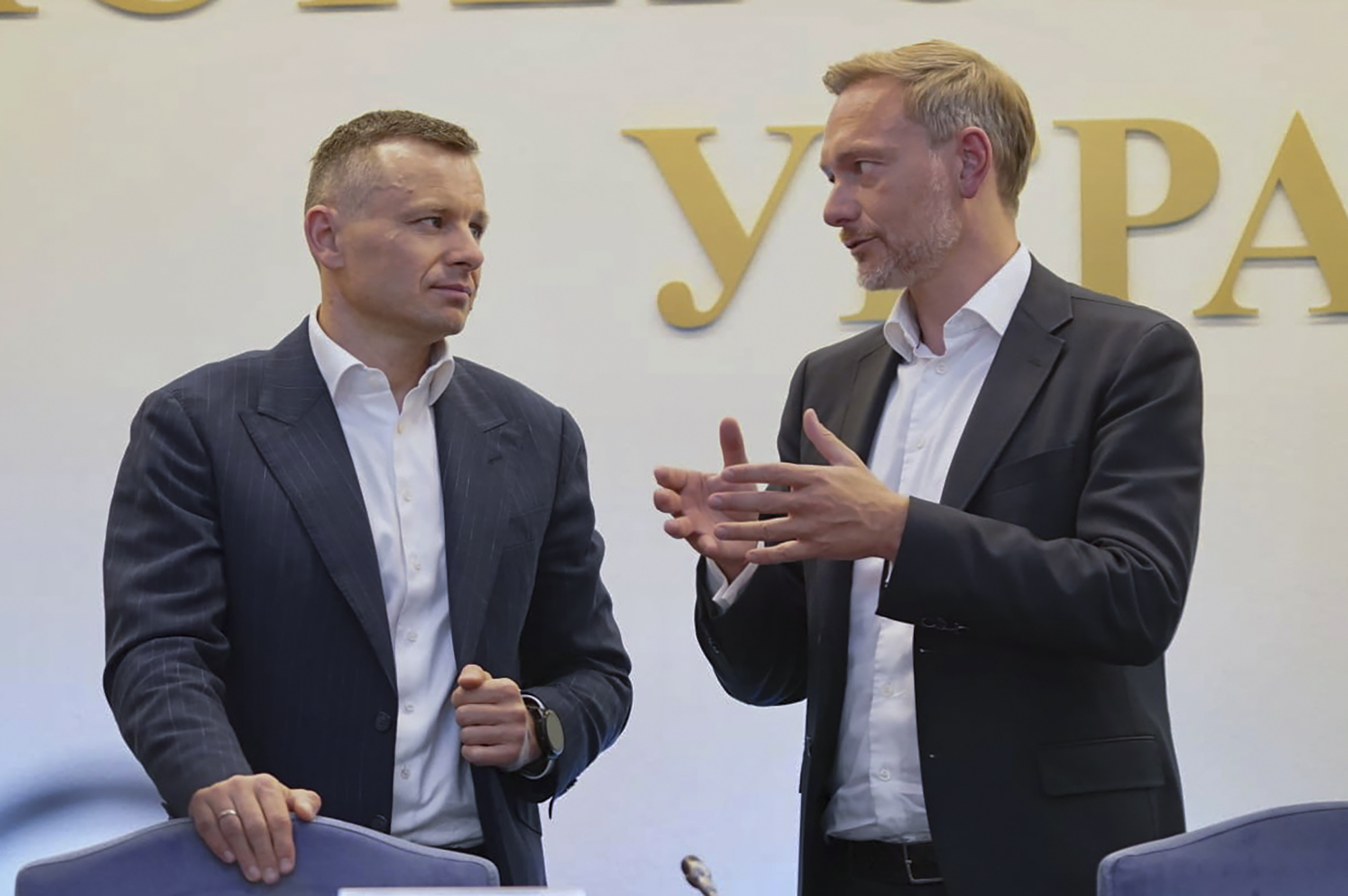 Ukrainas statsfinanser helt på felgen, trenger 200 milliarder fra nyttår&nbsp;<span>(+)</span>