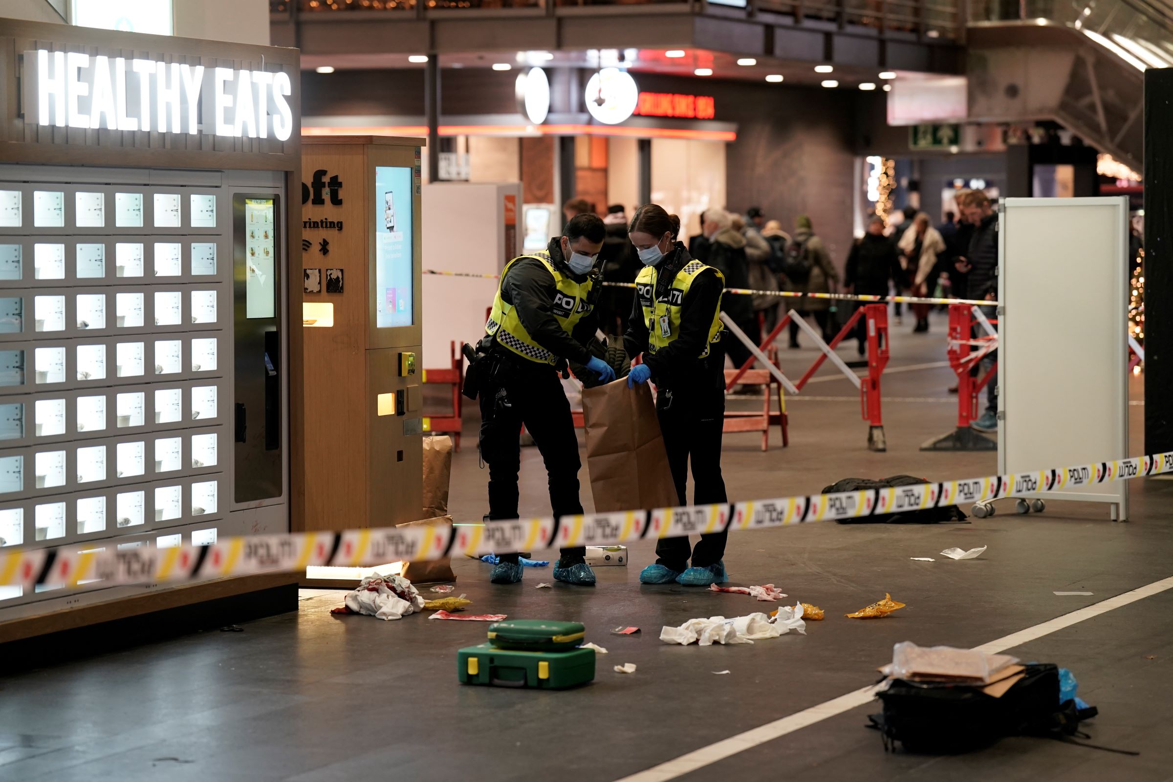 Begge de siktede for knivstikkingen på Oslo S er løslatt&nbsp;<span>(+)</span>