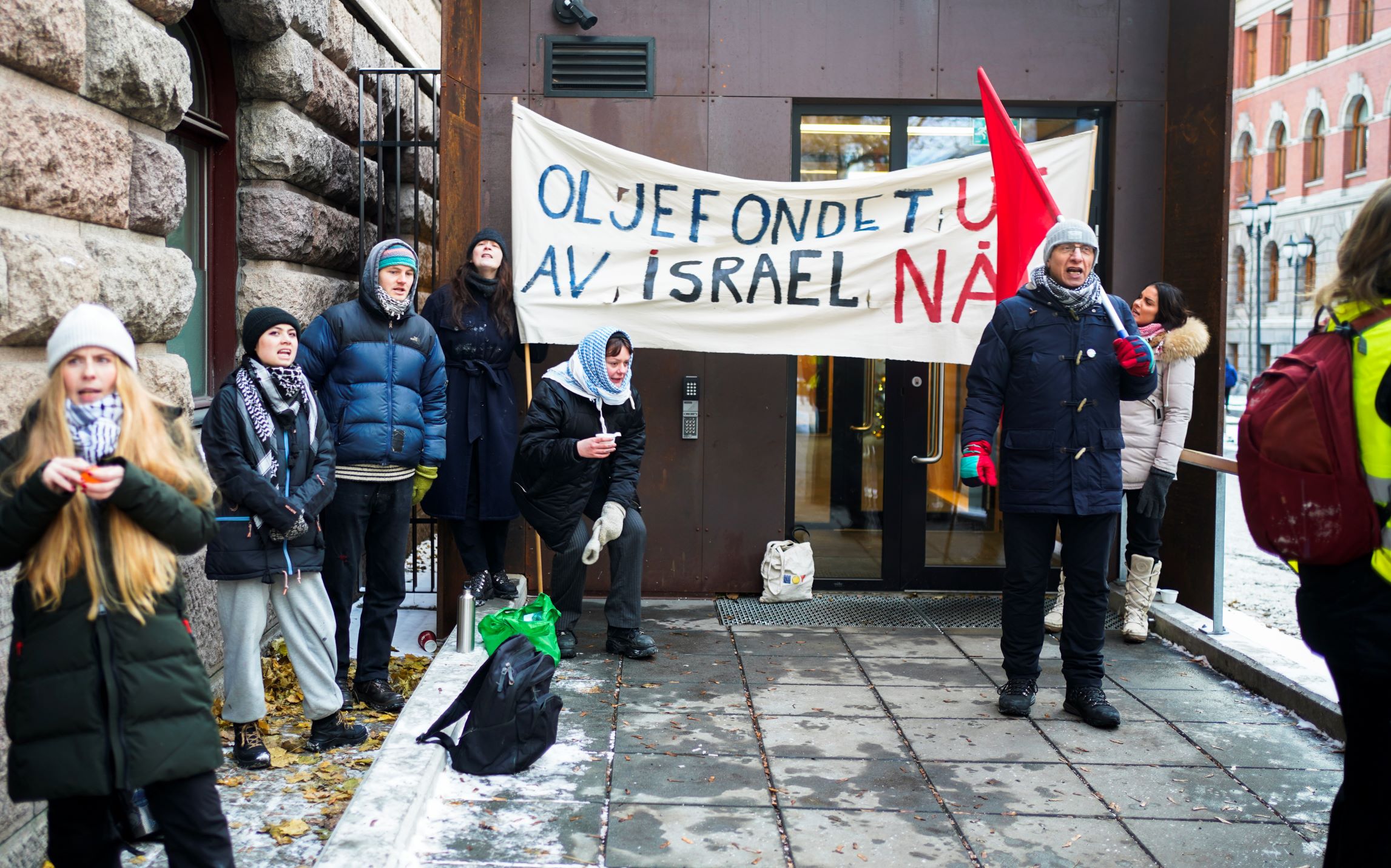 Palestina-demonstrasjon sperrer Finansdepartementet&nbsp;<span>(+)</span>