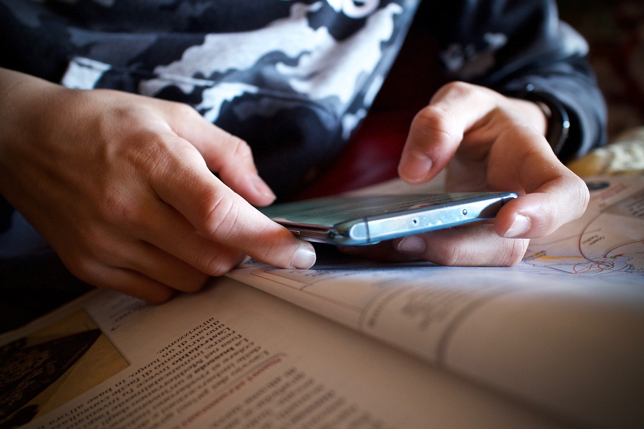 Mobiltelefoner blir forbudt i den svenske grunnskolen&nbsp;<span>(+)</span>