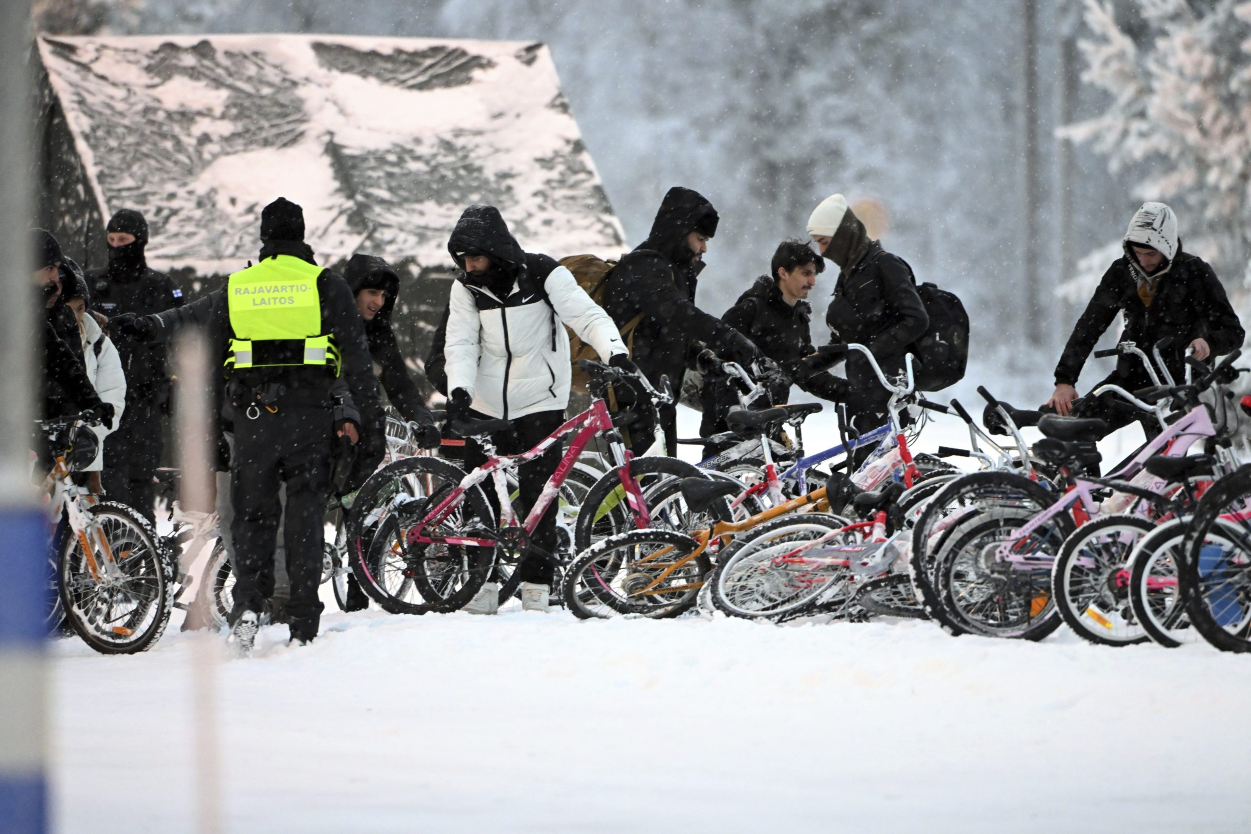 Finske tropper sendes til grensen, Russland advarer&nbsp;<span>(+)</span>