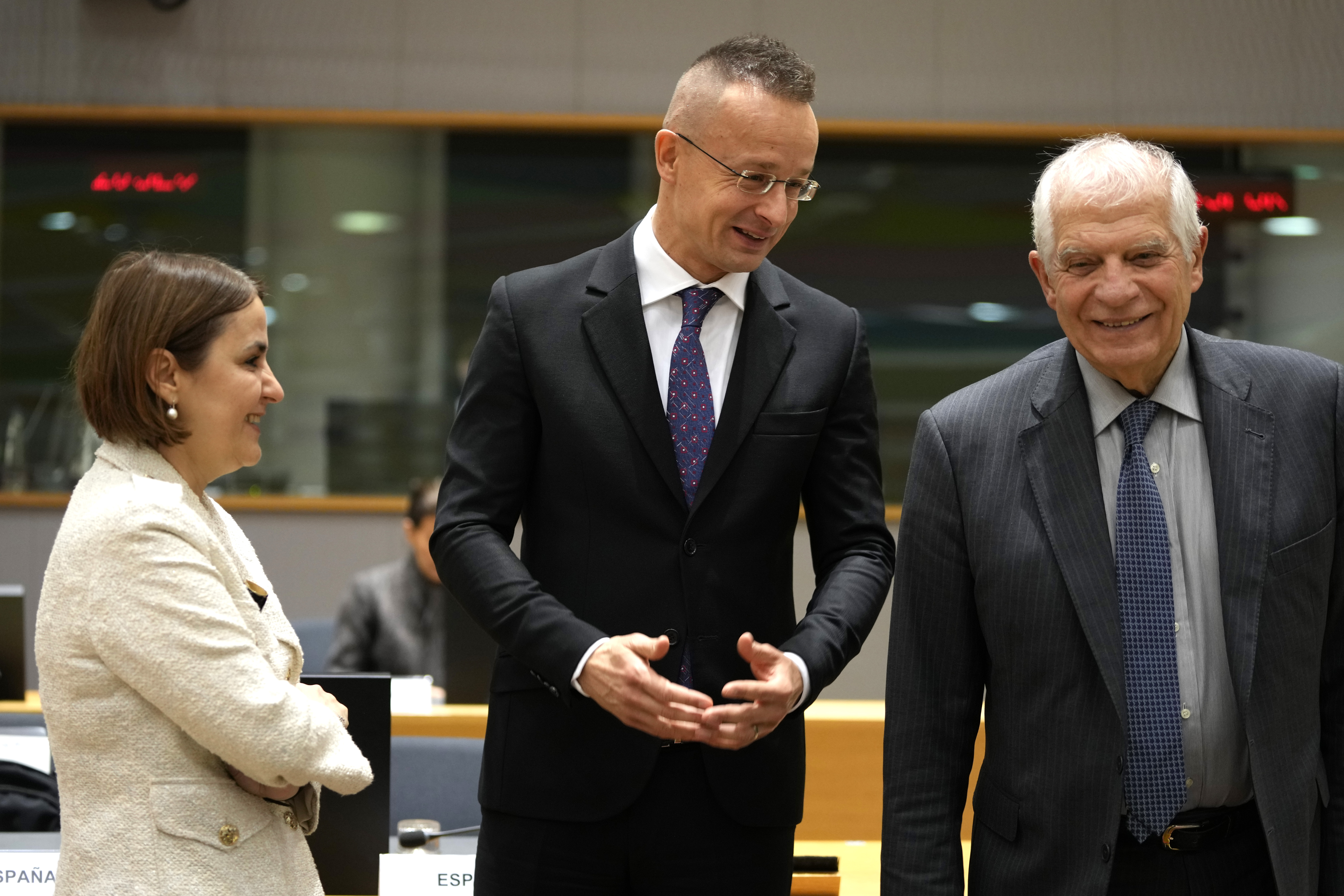 Borrell går helt av skaftet&nbsp;<span>(+)</span>