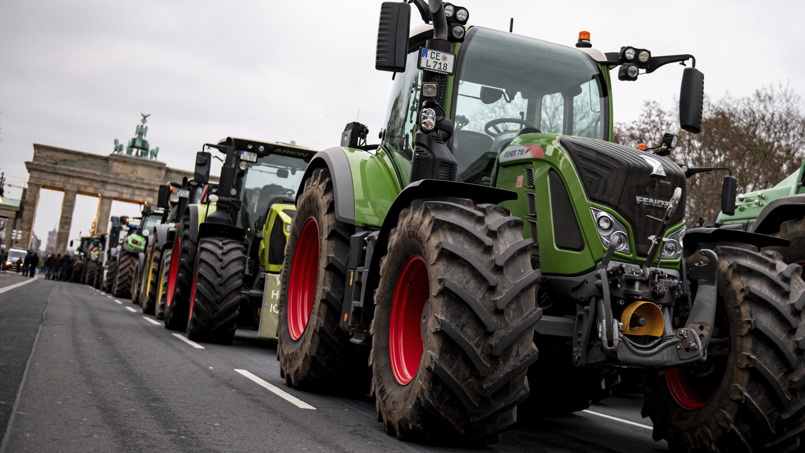 Tyske bønder protesterte mot dyrere diesel og maskiner&nbsp;<span>(+)</span>