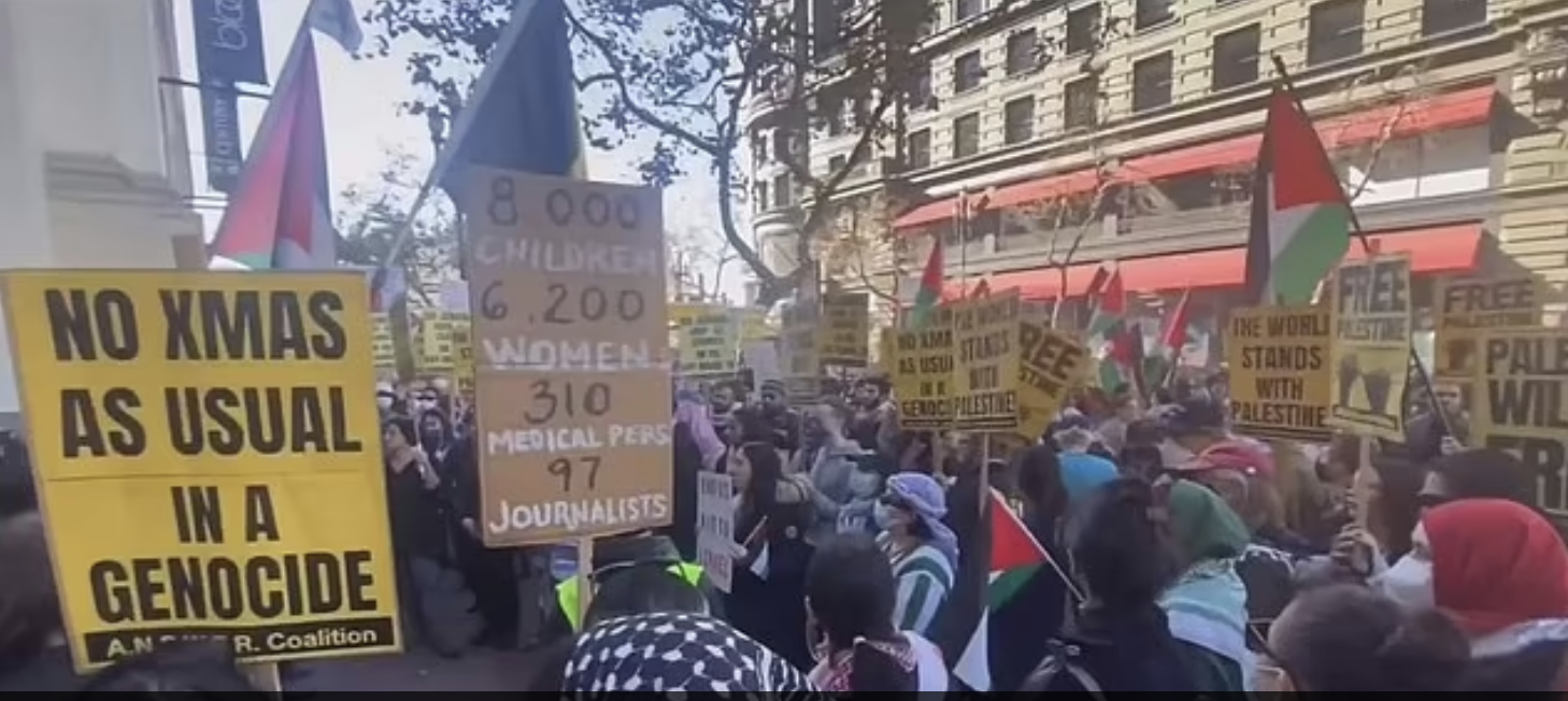 Julefeiring i San Francisco forstyrret av pro-palestinsk pøbel&nbsp;<span>(+)</span>