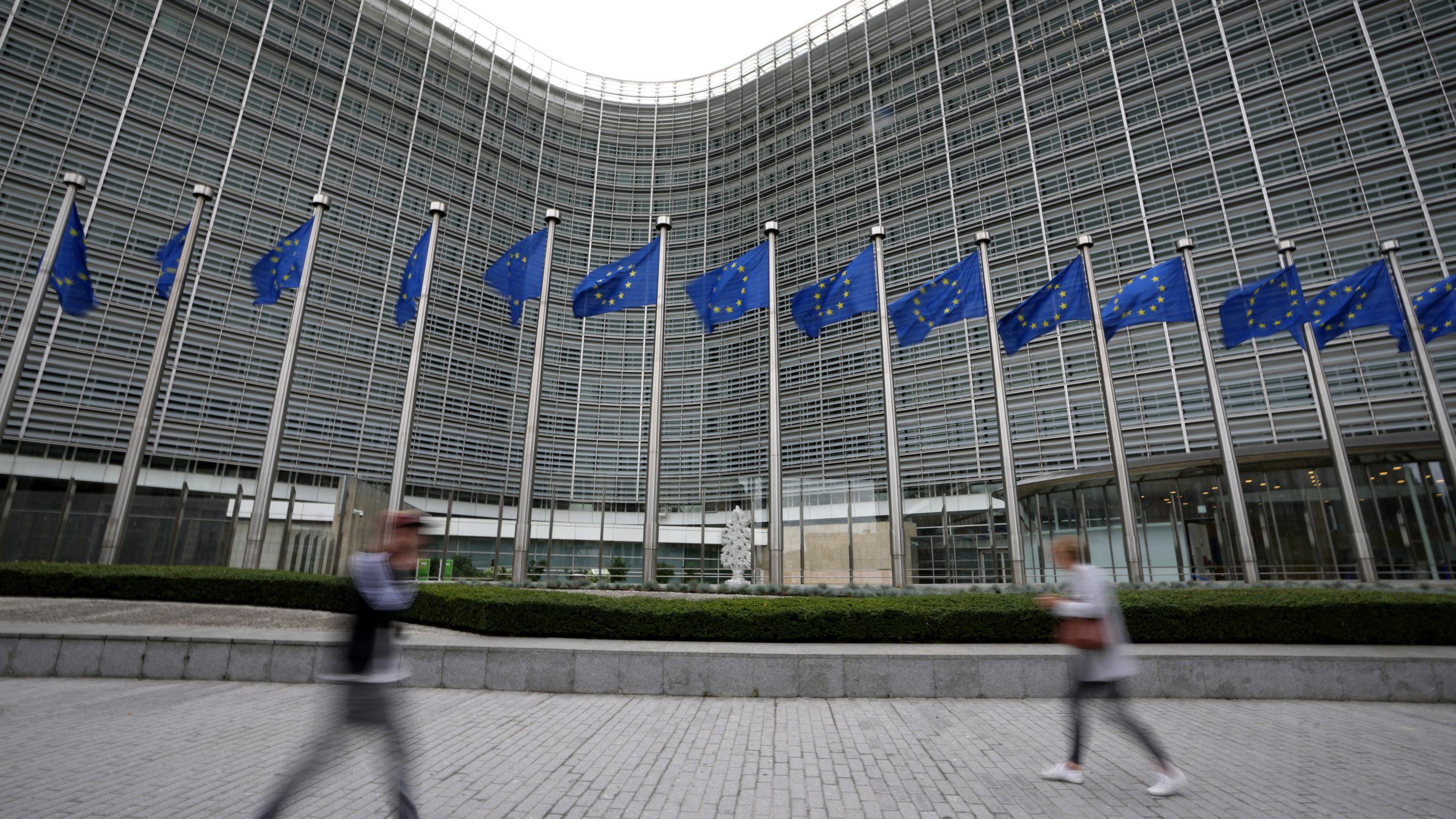 EU forsøker å dempe bøndenes protester&nbsp;<span>(+)</span>