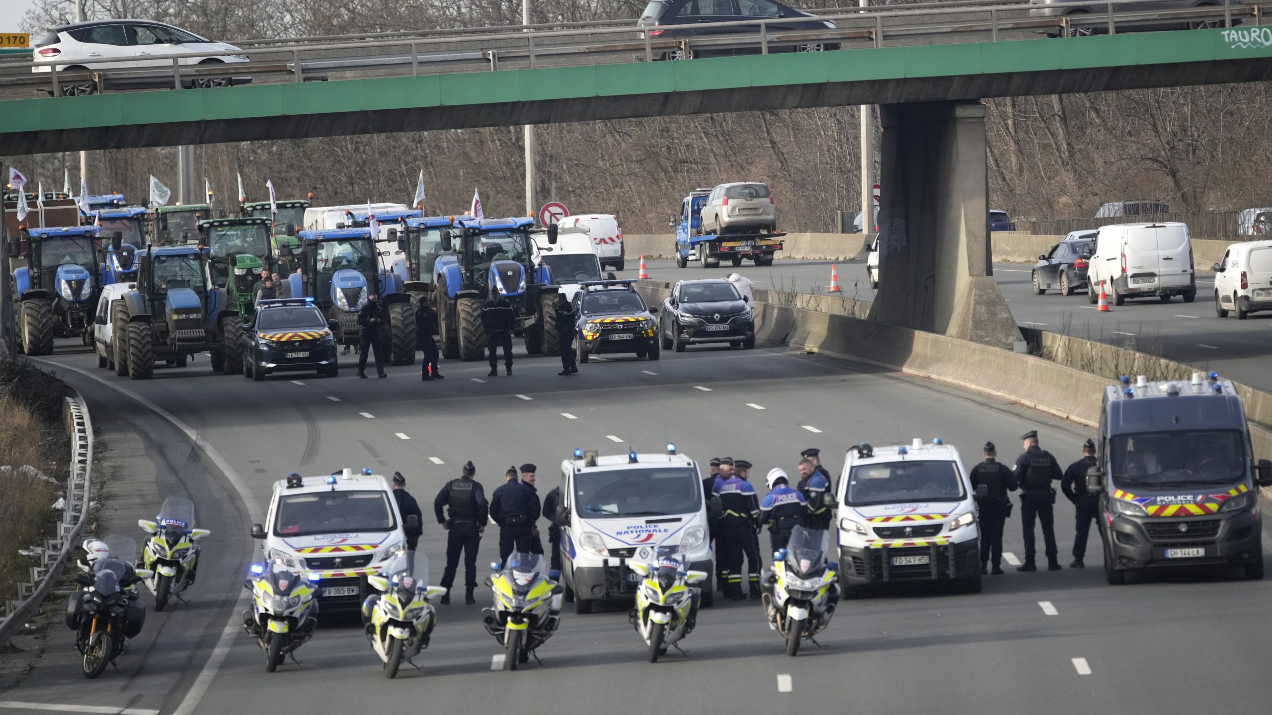 Hvorfor protesterer bøndene Europa rundt?&nbsp;<span>(+)</span>