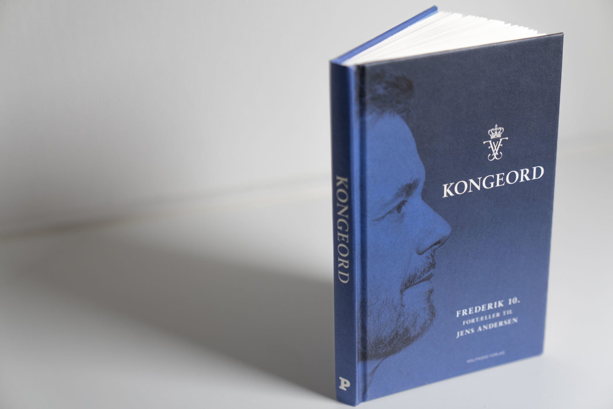 Kong Frederik gir ut bok&nbsp;<span>(+)</span>