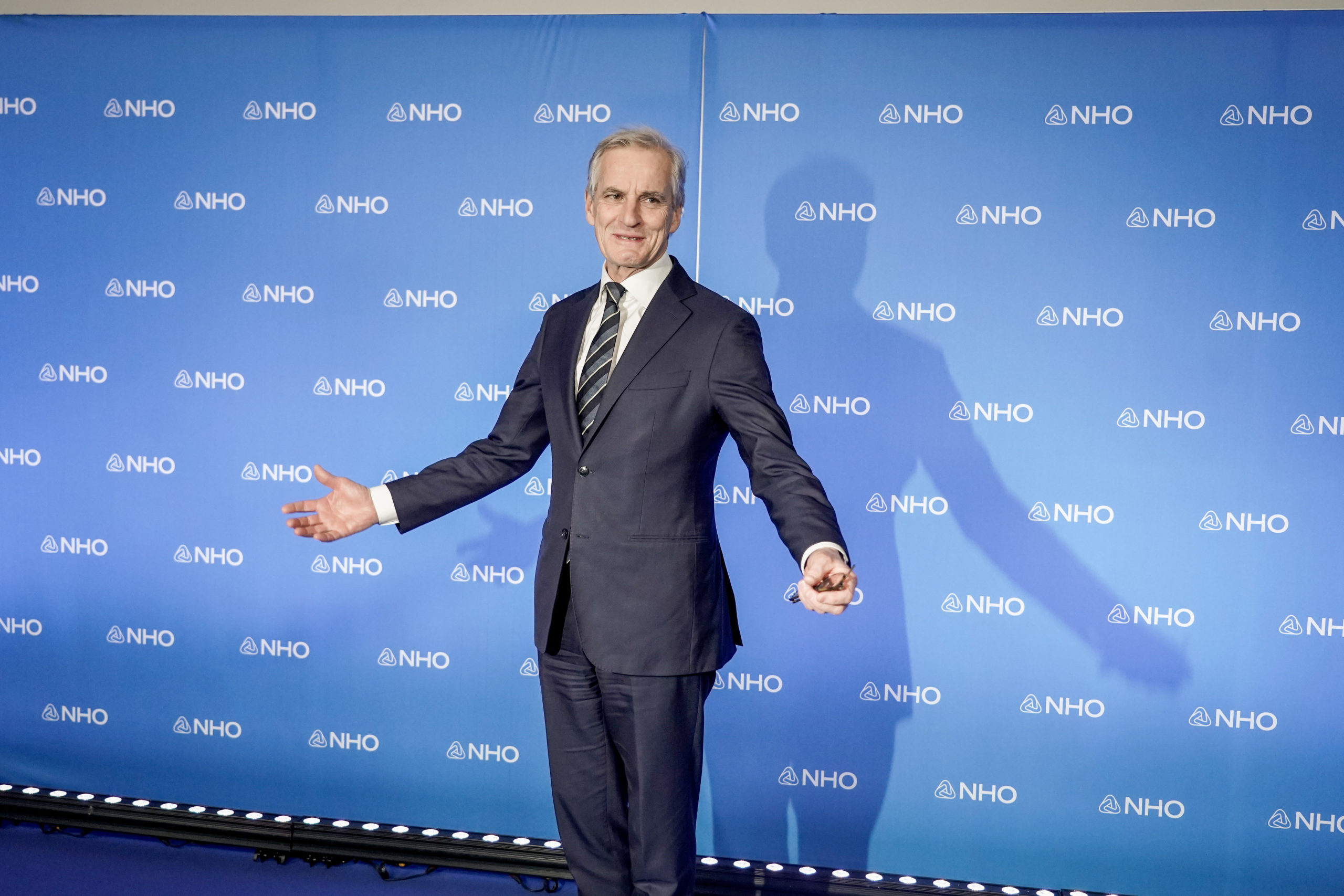 Ny meningsmåling: Folk blir provosert av Støre&nbsp;<span>(+)</span>