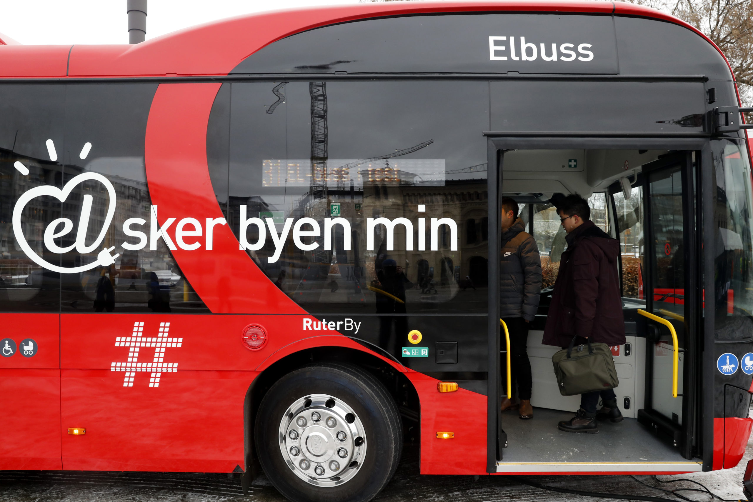 Miljødirektoratet vil kun ha elektriske turbusser: – Umulig, takler ikke kulden&nbsp;<span>(+)</span>