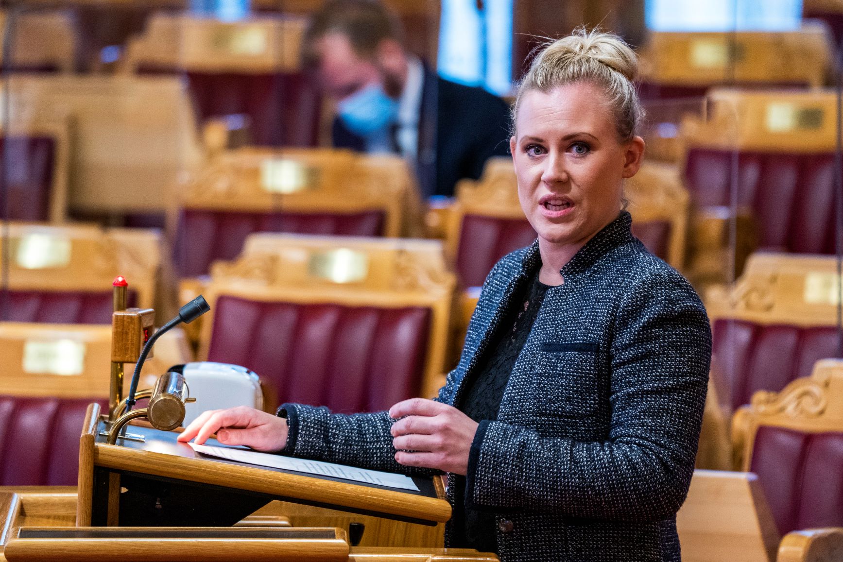 Ap kaller Høyres valgløfte for bløff. – Totalsummen teller, svarer Høyre&nbsp;<span>(+)</span>