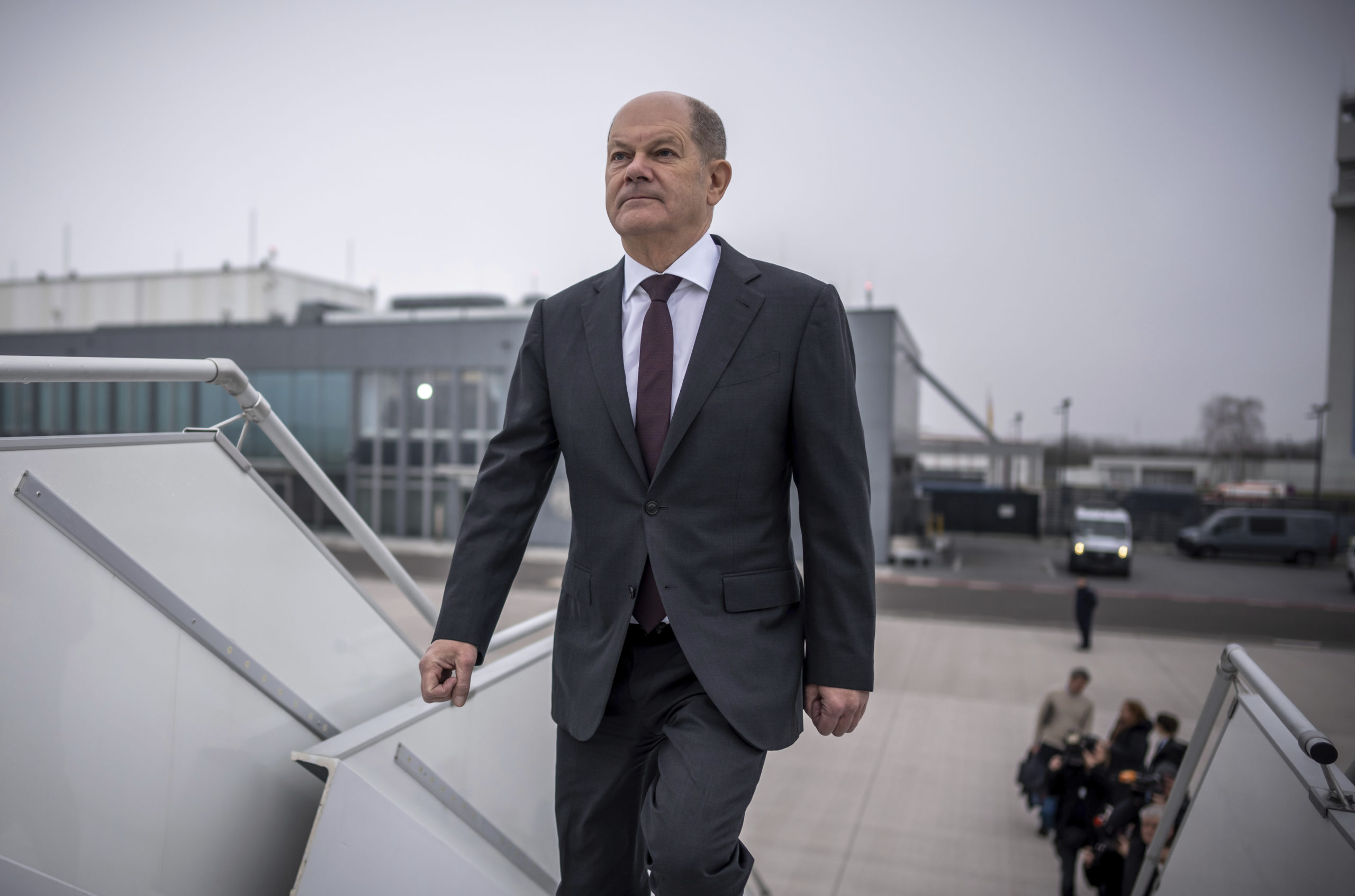 Olaf Scholz ber om støtte til Ukraina - «As long as it takes»&nbsp;<span>(+)</span>